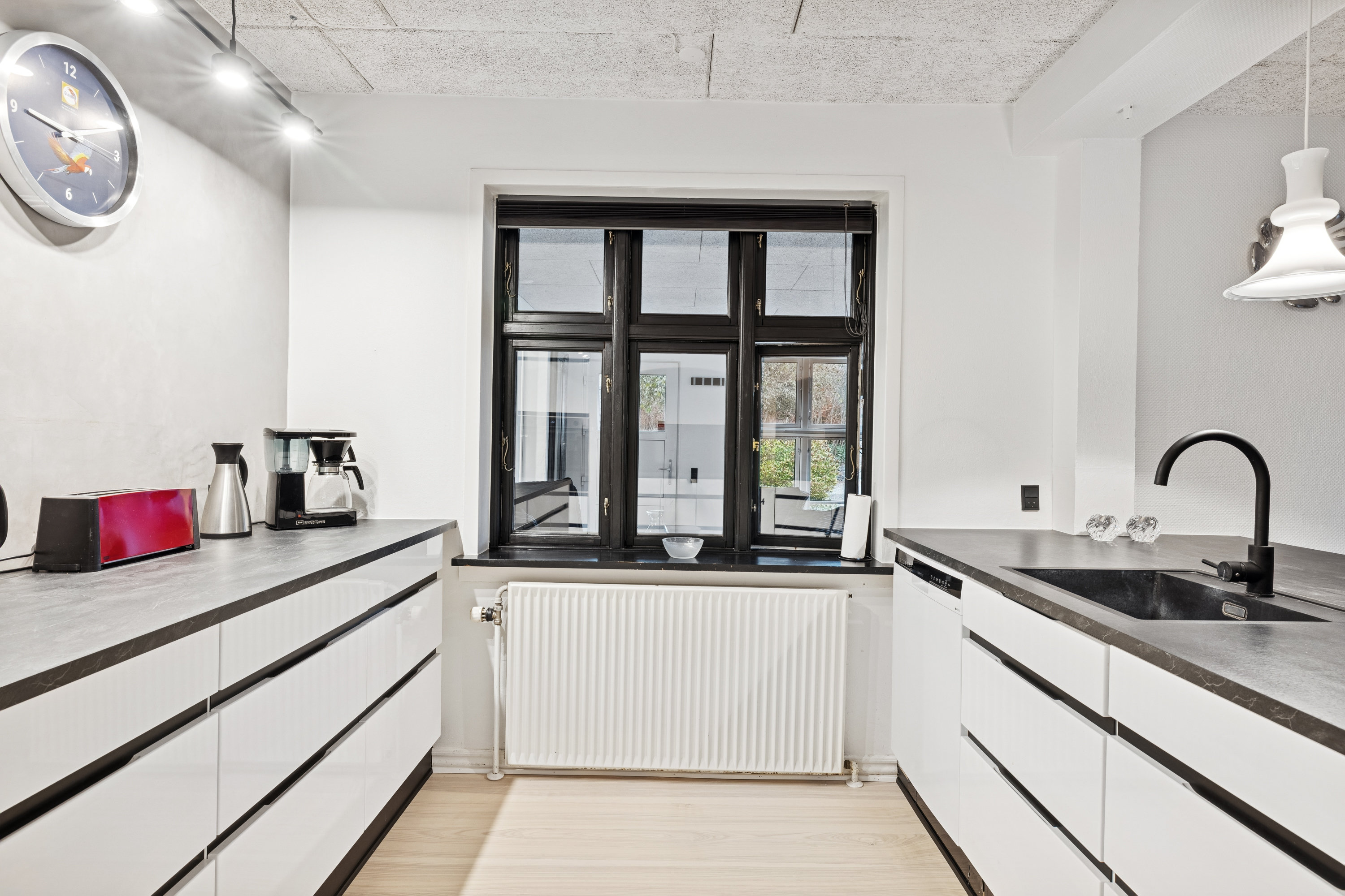 Fremhævet værelse billede i fuldskærmstilstand. Billede af Vestre Skivevej 149B, Sjørup, 8800 Viborg