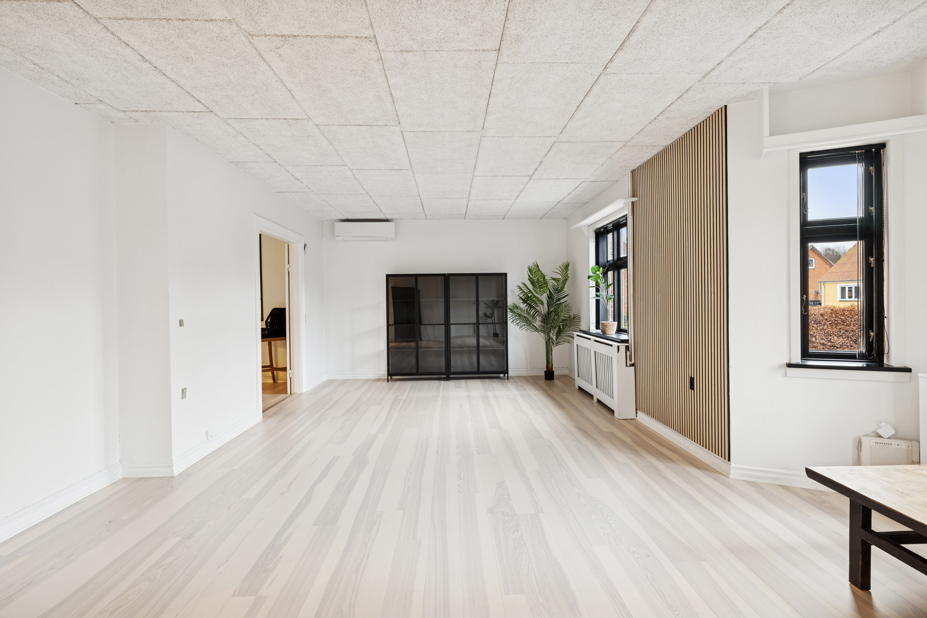 Fremhævet stue billede i fuldskærmstilstand. Billede af Vestre Skivevej 149B, Sjørup, 8800 Viborg