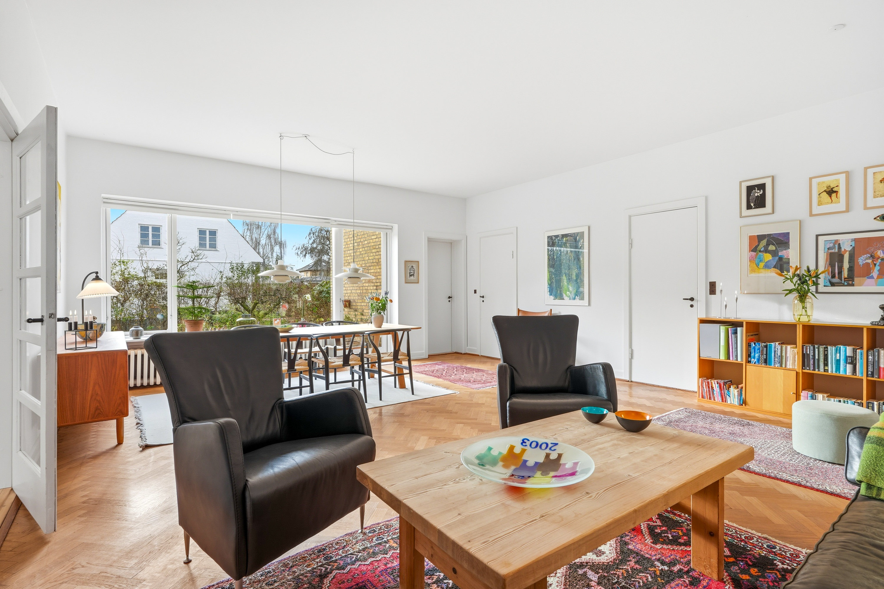 Fremhævet stue billede i fuldskærmstilstand. Billede af Jernbanevej 51, Tarup, 5210 Odense NV