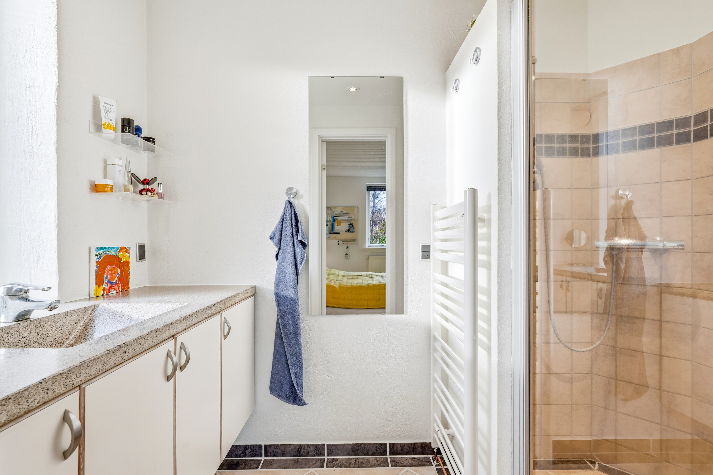 Fremhævet badeværelse billede i fuldskærmstilstand. Billede af Jernbanevej 51, Tarup, 5210 Odense NV