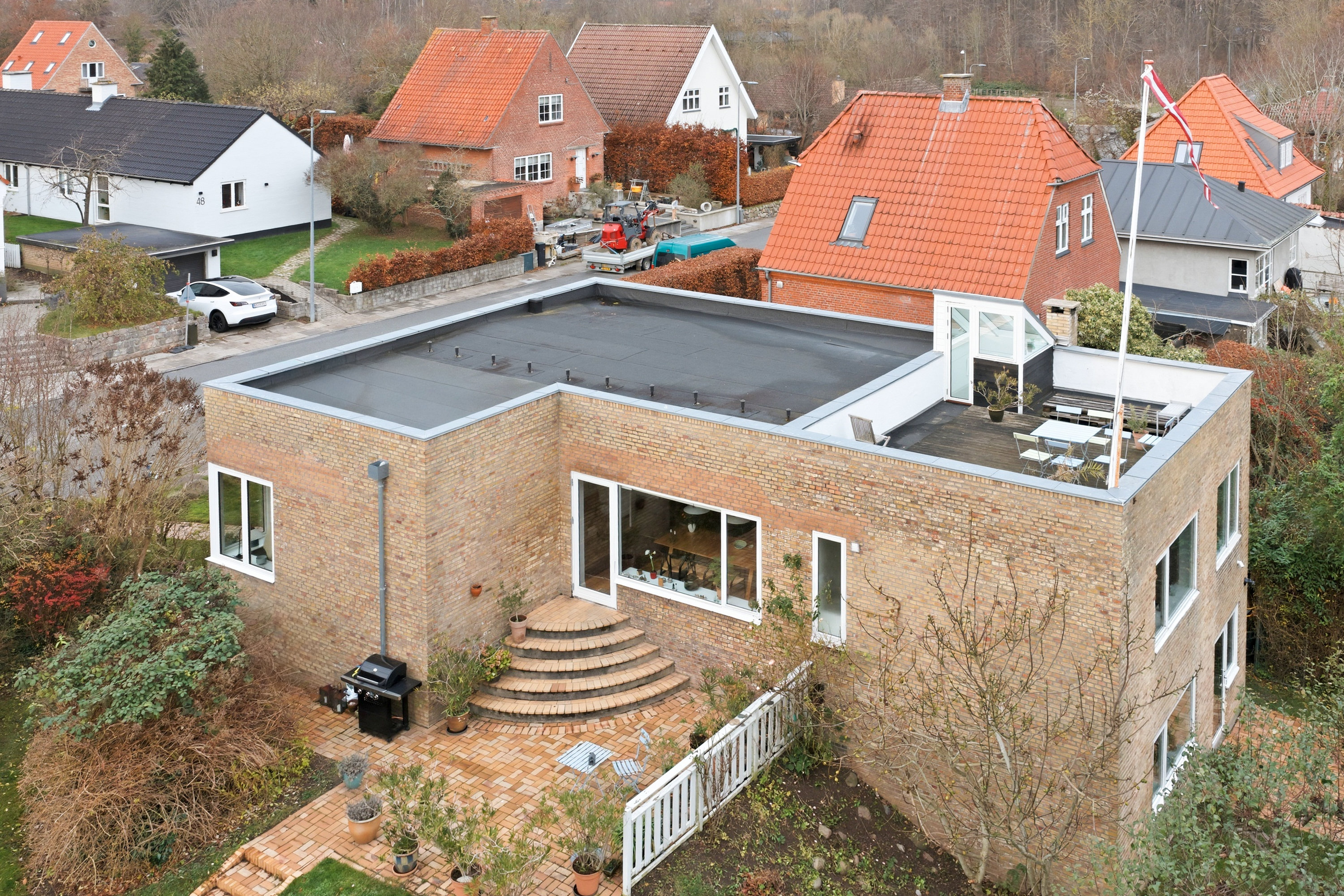 Fremhævet luftfoto billede i fuldskærmstilstand. Billede af Jernbanevej 51, Tarup, 5210 Odense NV