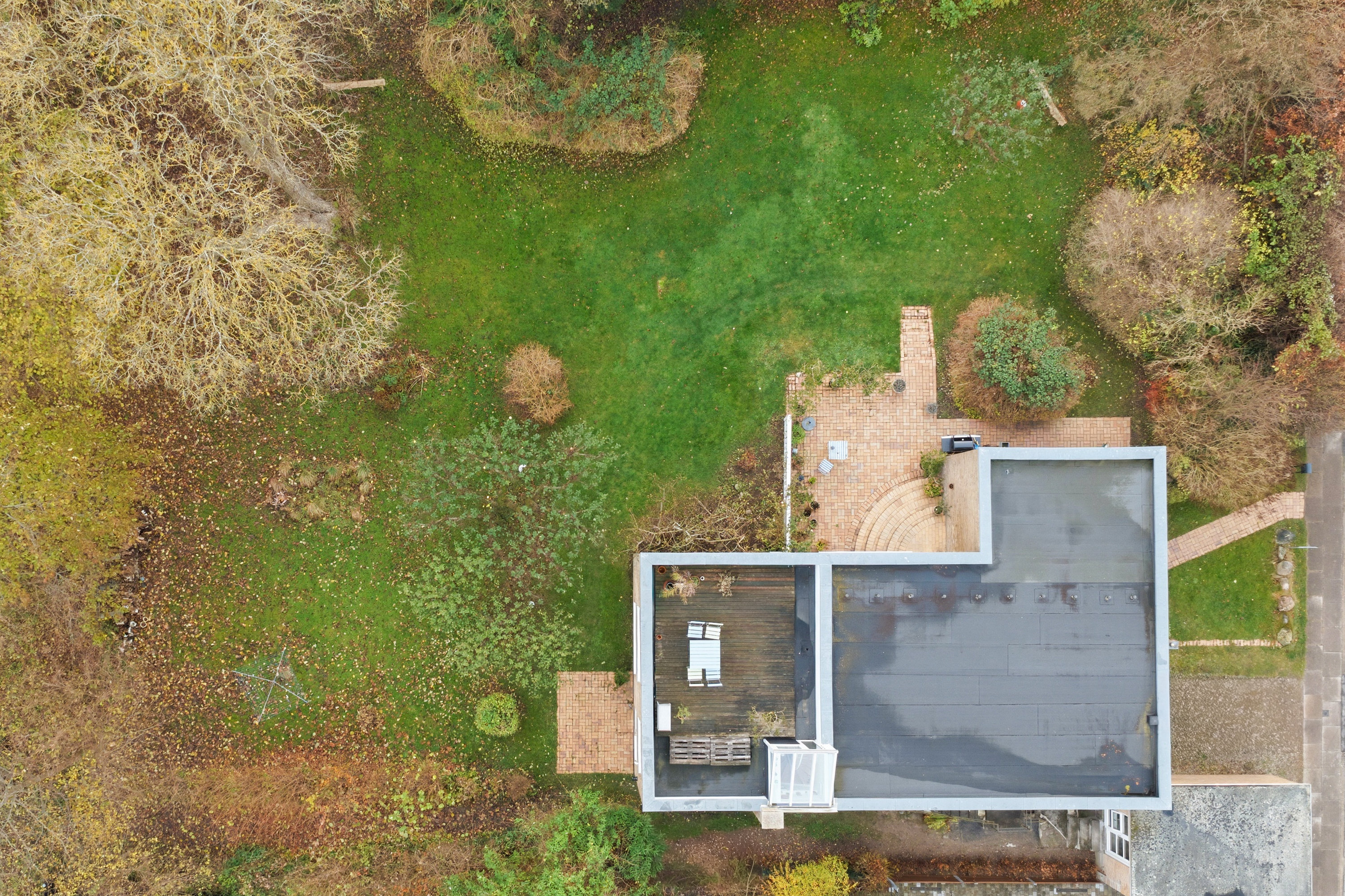 Fremhævet have billede i fuldskærmstilstand. Billede af Jernbanevej 51, Tarup, 5210 Odense NV