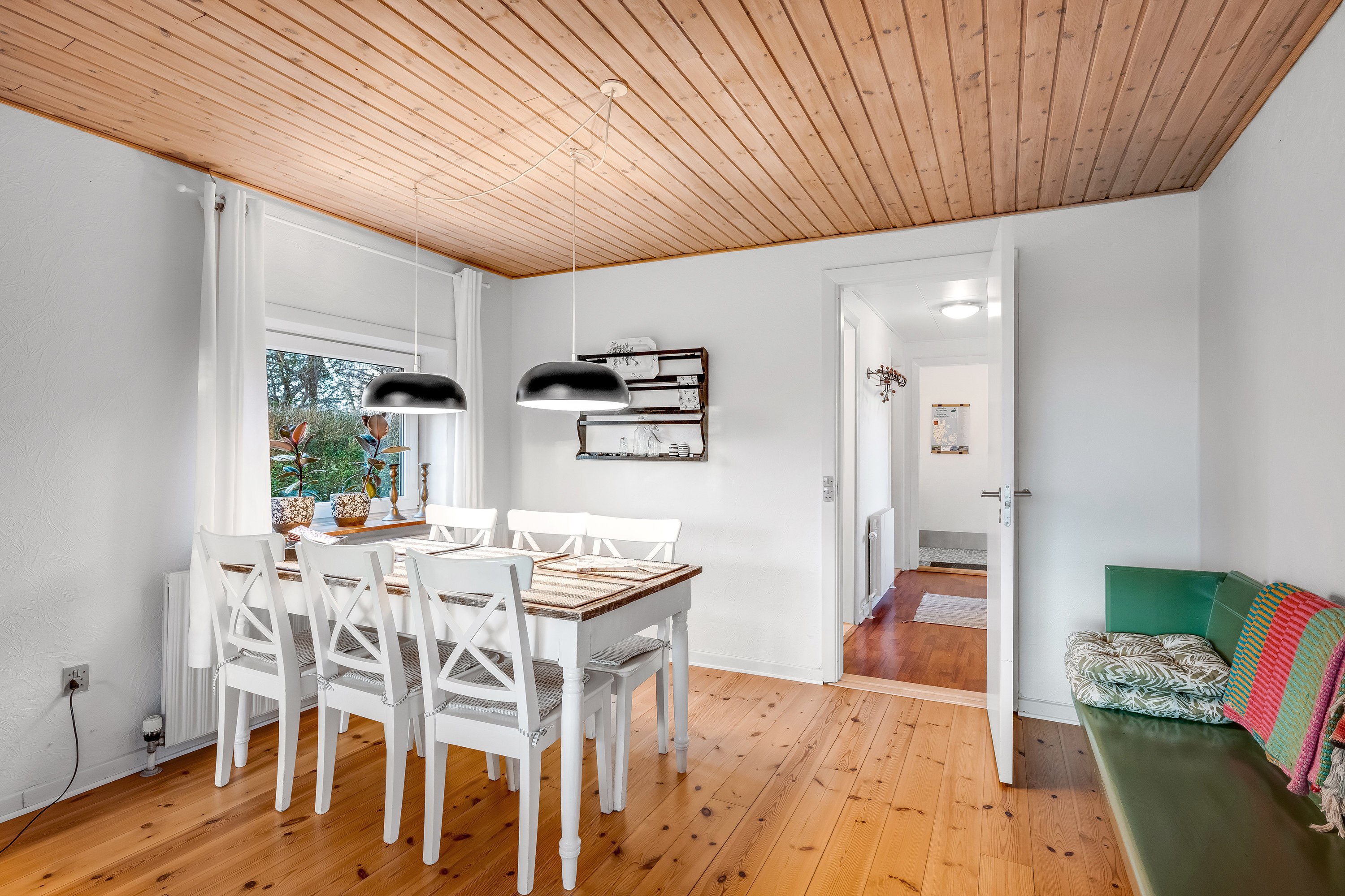 Fremhævet stue billede i fuldskærmstilstand. Billede af Ahlervej 10, Borris, 6900 Skjern