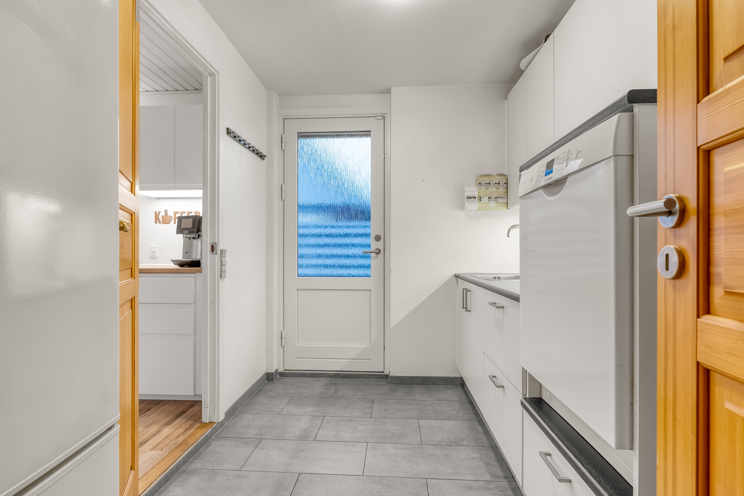 Fremhævet gang billede i fuldskærmstilstand. Billede af Kildevænget 46, Meløse, 3320 Skævinge