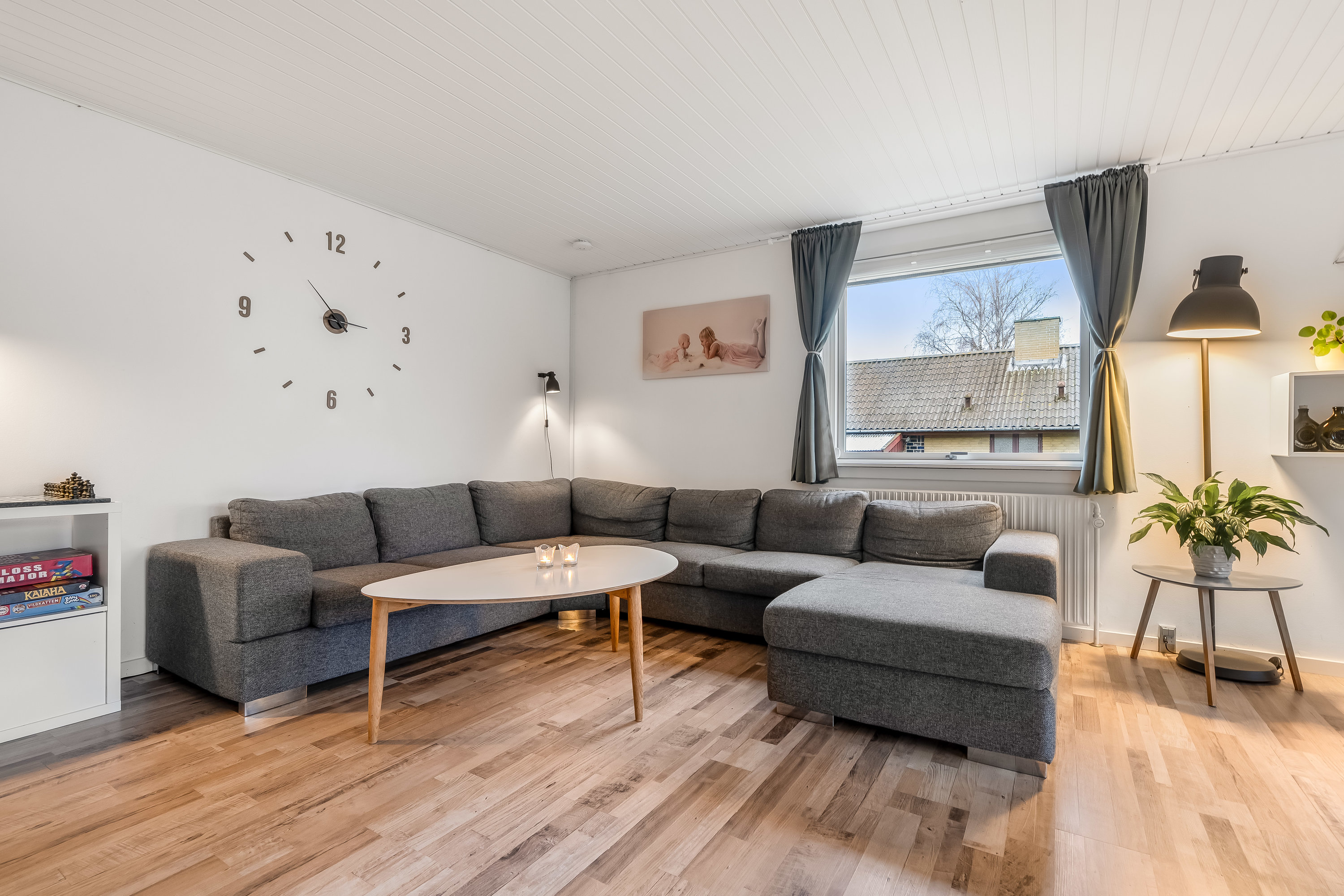 Fremhævet stue billede i fuldskærmstilstand. Billede af Kildevænget 46, Meløse, 3320 Skævinge