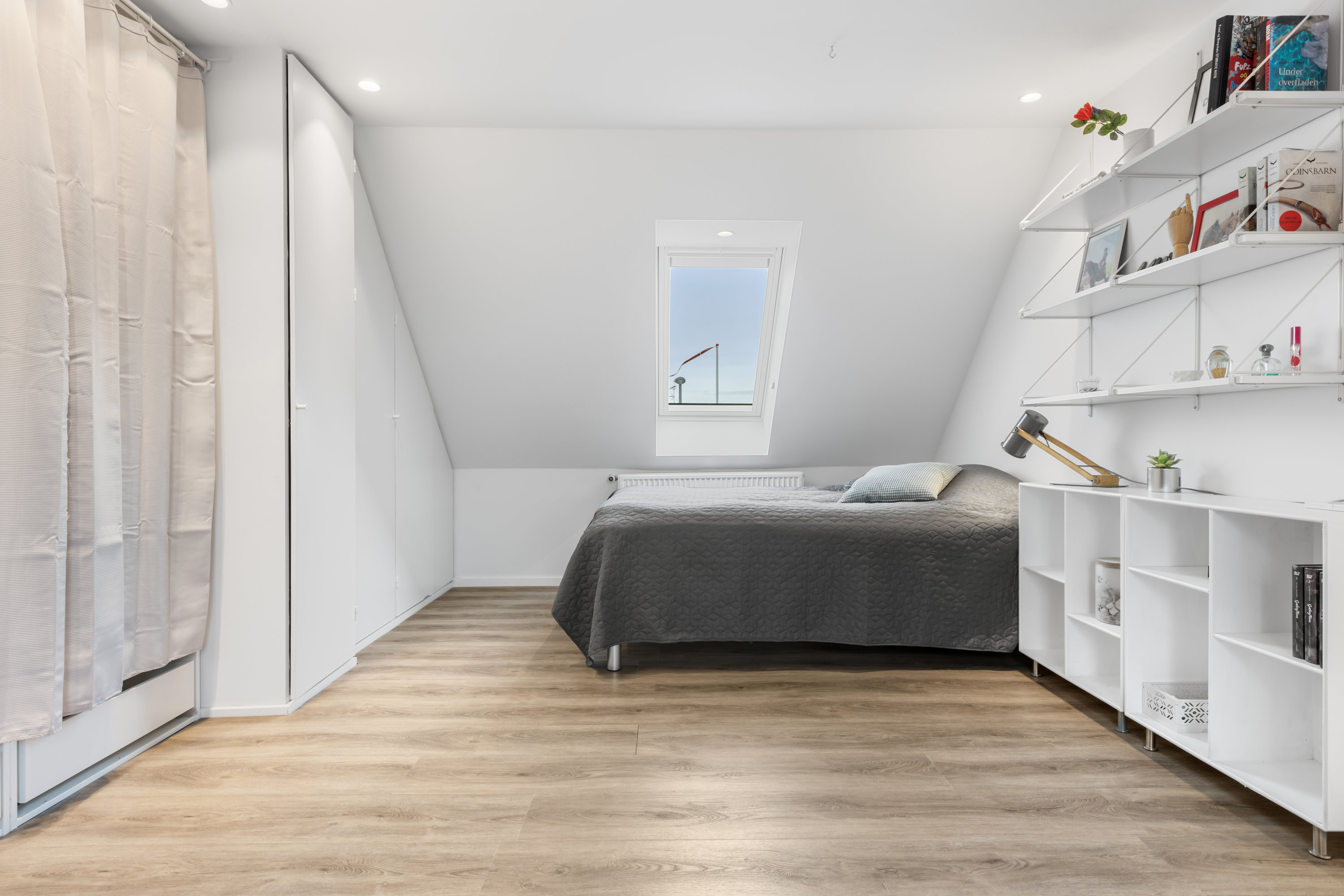 Fremhævet  billede i fuldskærmstilstand. Billede af Arnborgvej 24, 2770 Kastrup