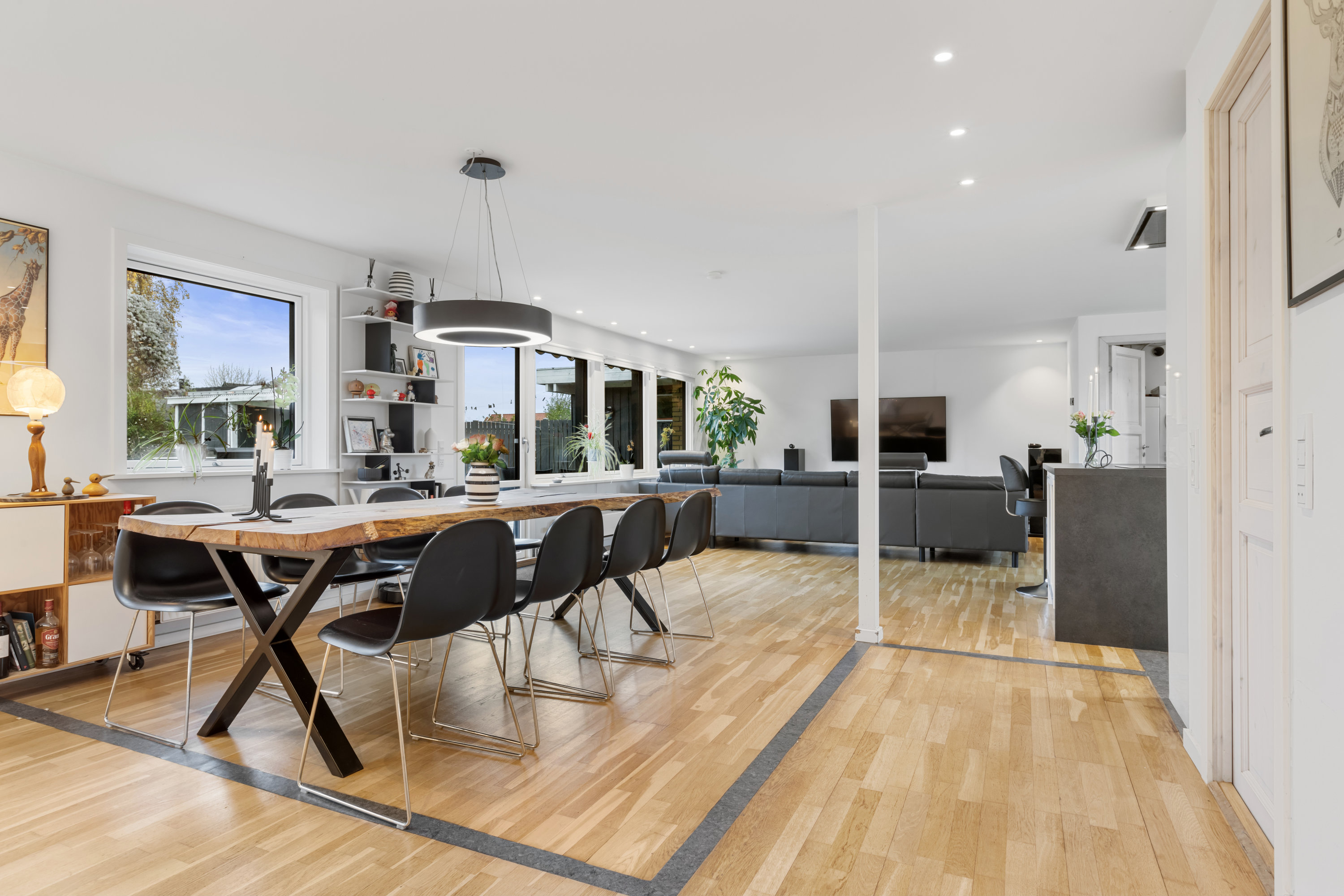 Fremhævet  billede i fuldskærmstilstand. Billede af Arnborgvej 24, 2770 Kastrup