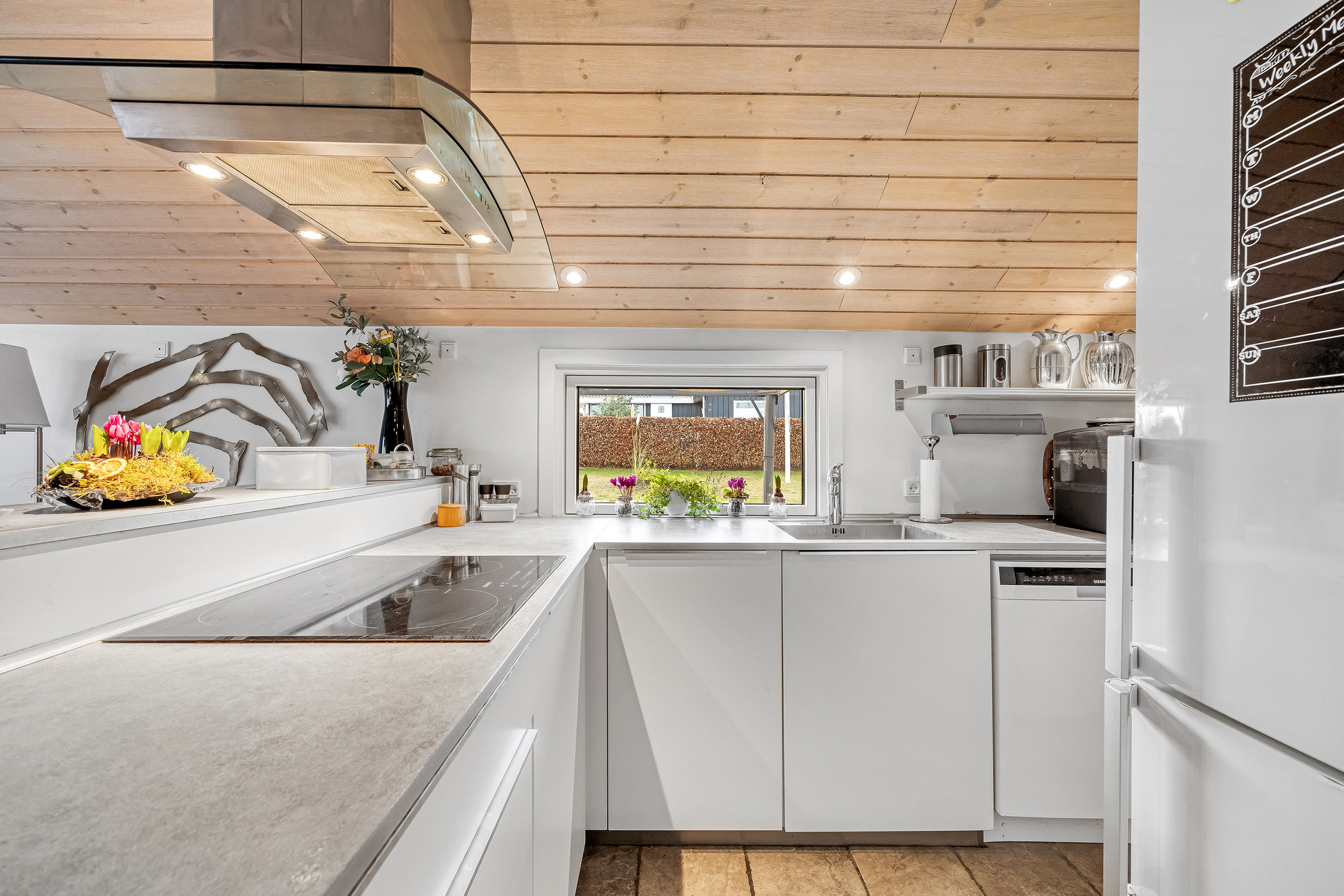 Fremhævet køkken billede i fuldskærmstilstand. Billede af Strandgangen 7, Gerlev Strandpark, 3630 Jægerspris