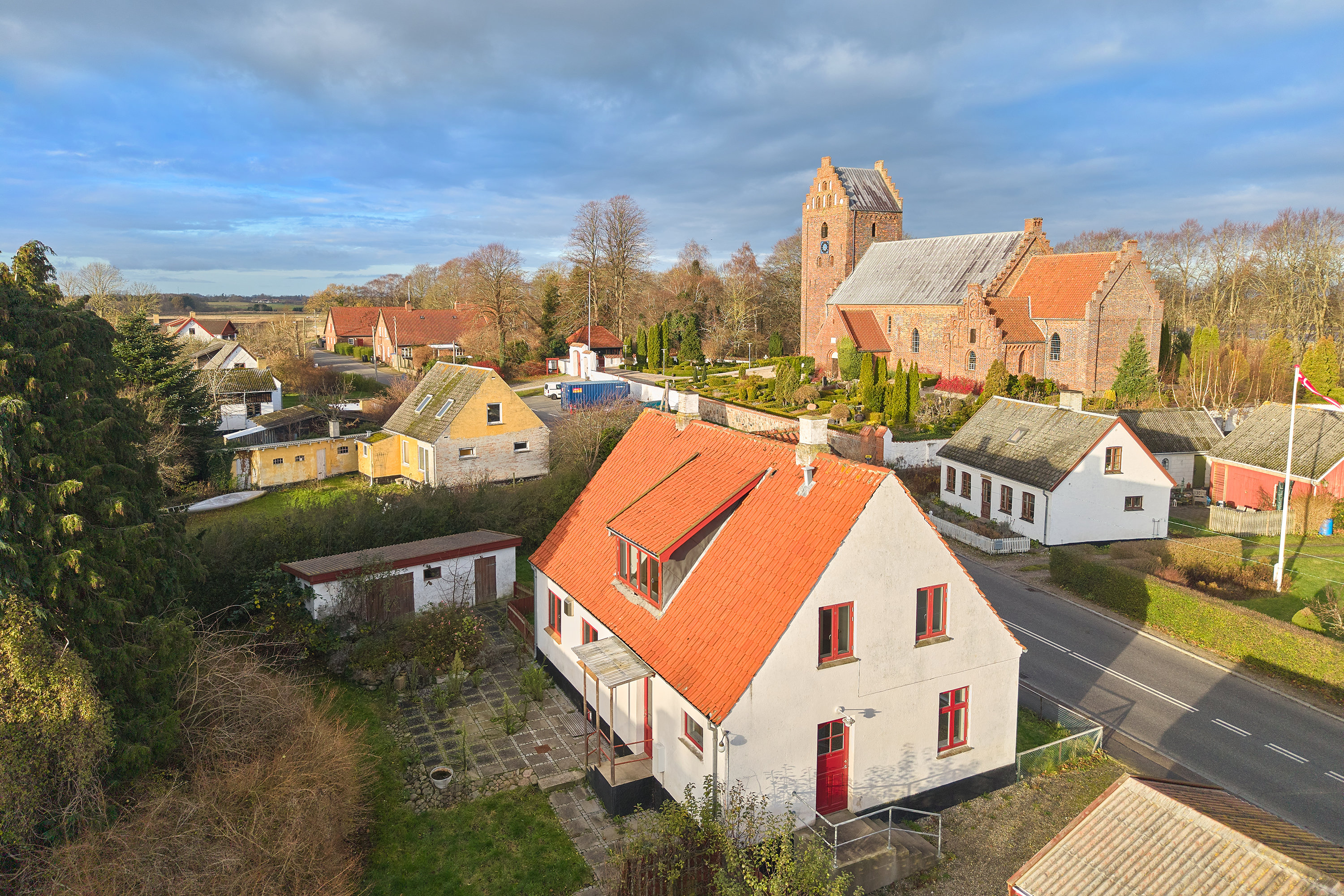 Miniaturebillede 2: ejendommen. Billede af Bygaden 33, Søborg, 3250 Gilleleje