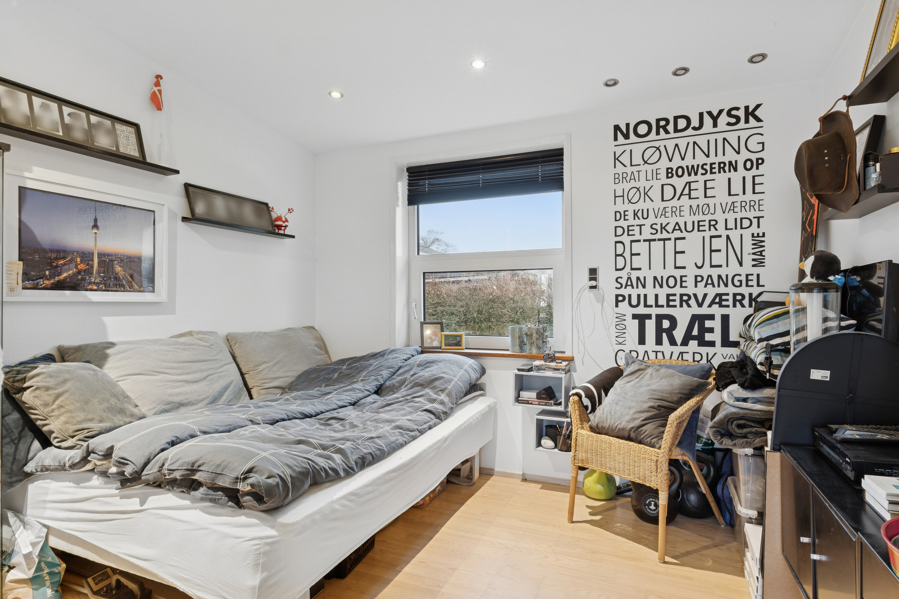 Fremhævet værelse billede i fuldskærmstilstand. Billede af Liljevej 6, 9800 Hjørring