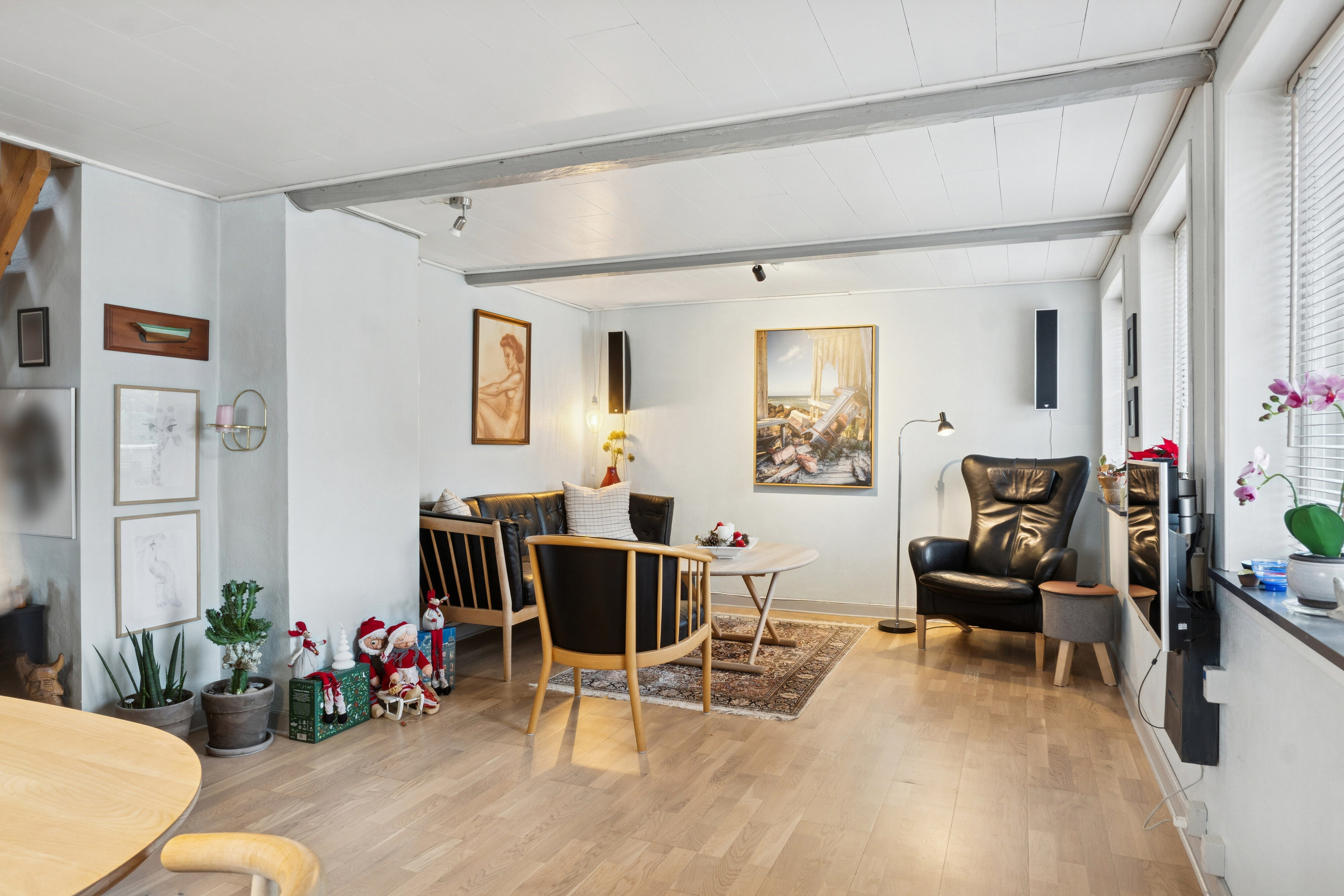 Fremhævet stue billede i fuldskærmstilstand. Billede af Strandgade 12, 5935 Bagenkop