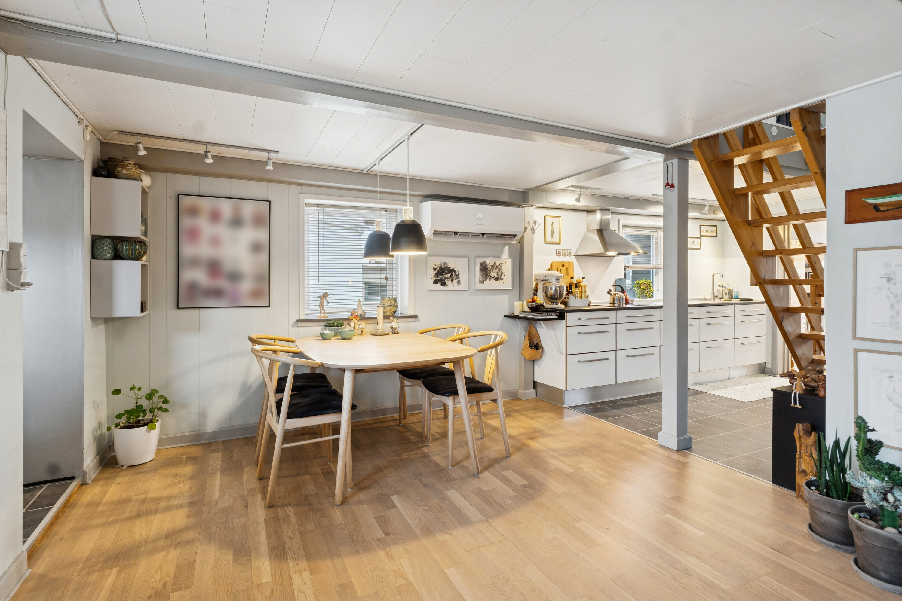 Fremhævet spisestue billede i fuldskærmstilstand. Billede af Strandgade 12, 5935 Bagenkop