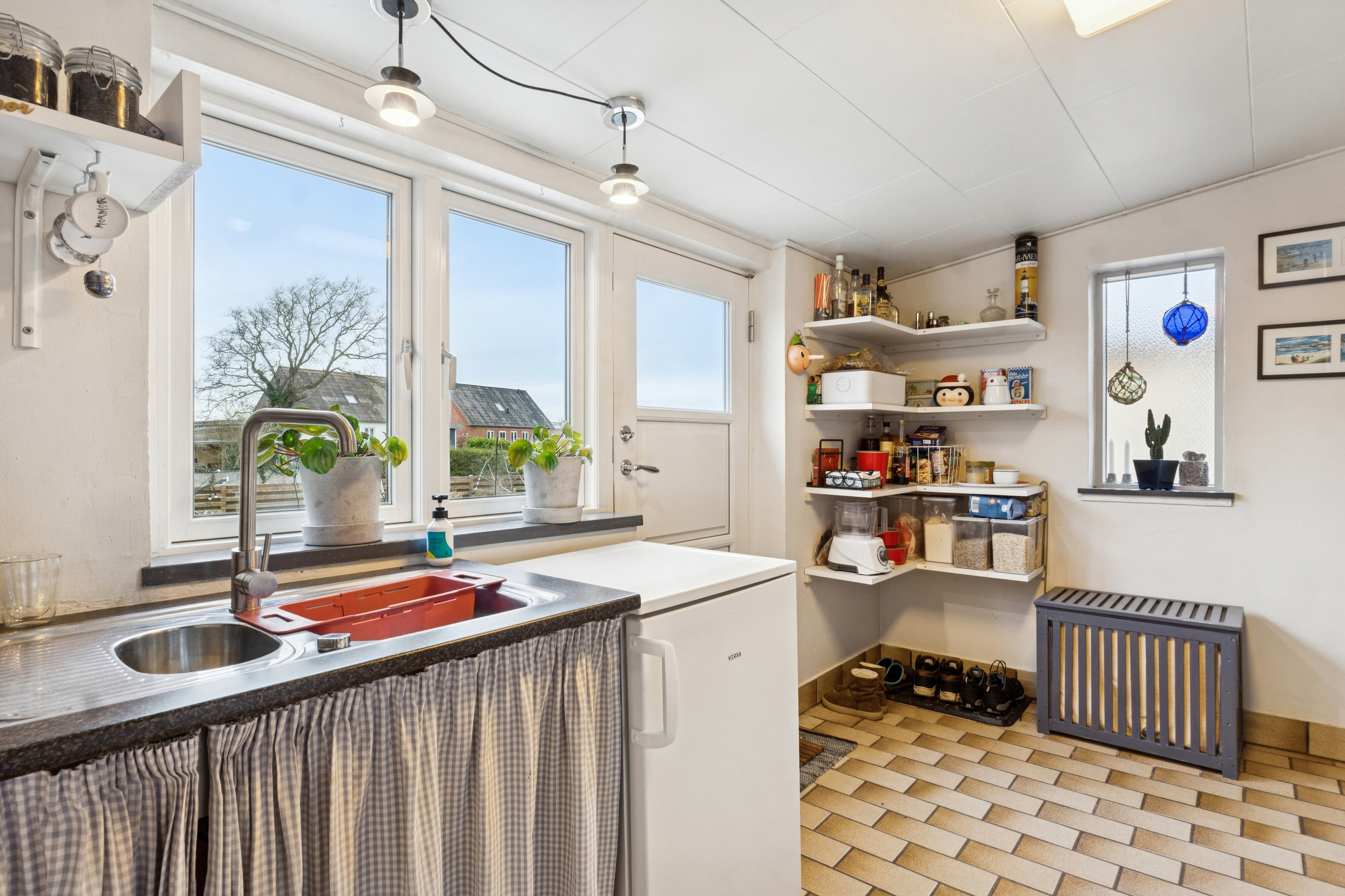 Fremhævet køkken billede i fuldskærmstilstand. Billede af Strandgade 12, 5935 Bagenkop