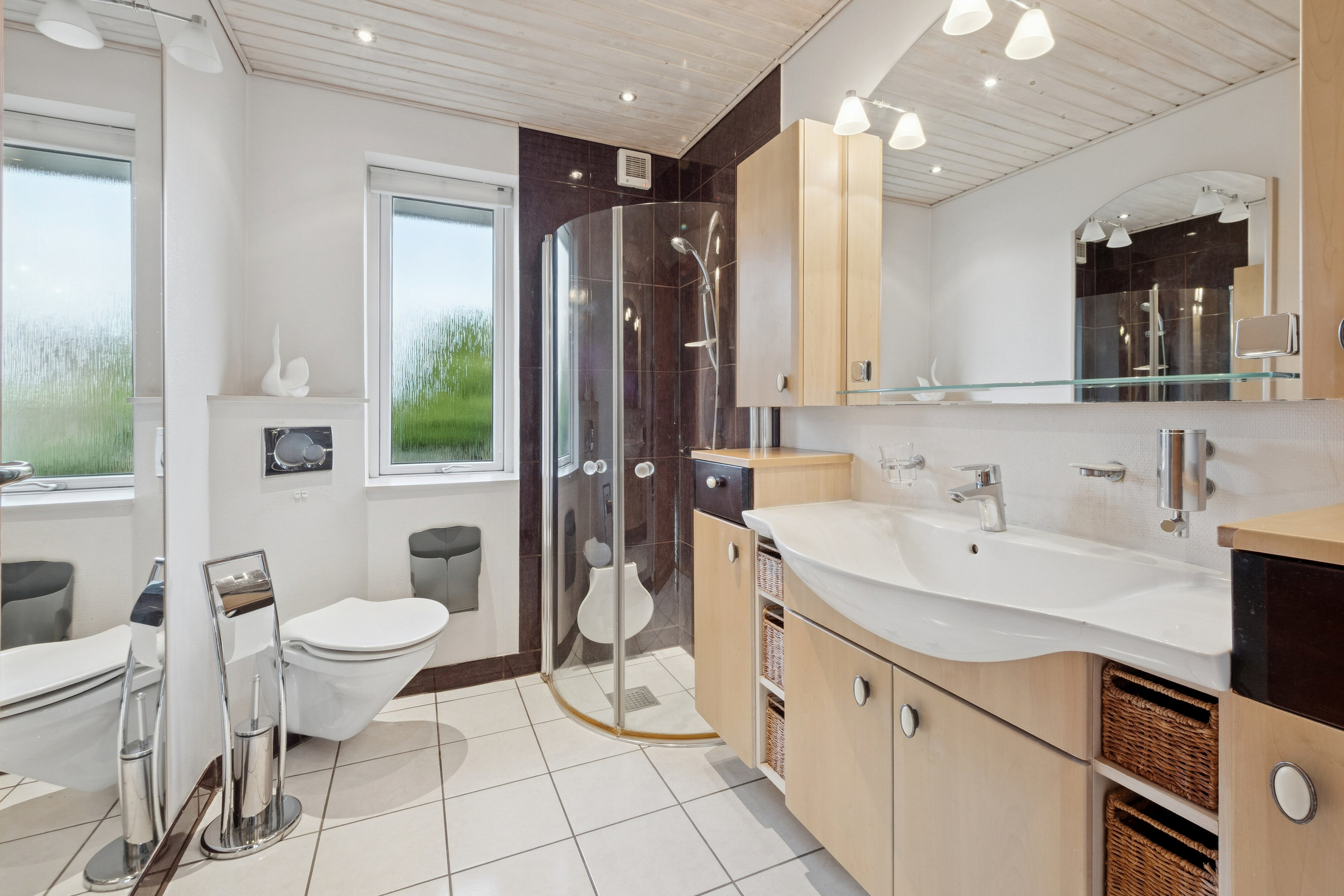 Fremhævet badeværelse billede i fuldskærmstilstand. Billede af Birkeparken 3, 7760 Hurup Thy