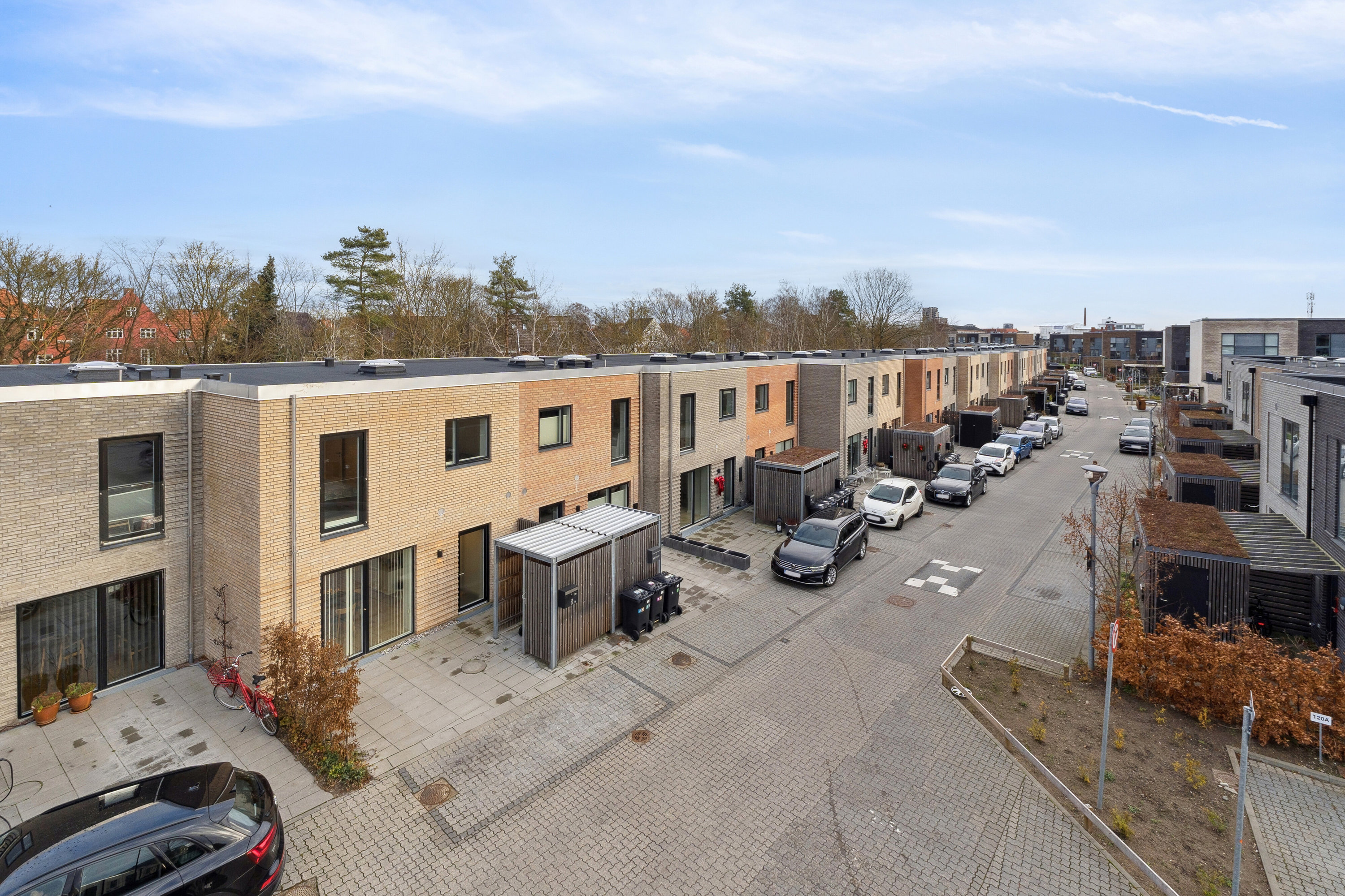 Fremhævet facade billede i fuldskærmstilstand. Billede af Guldrankevej 78, 5200 Odense V