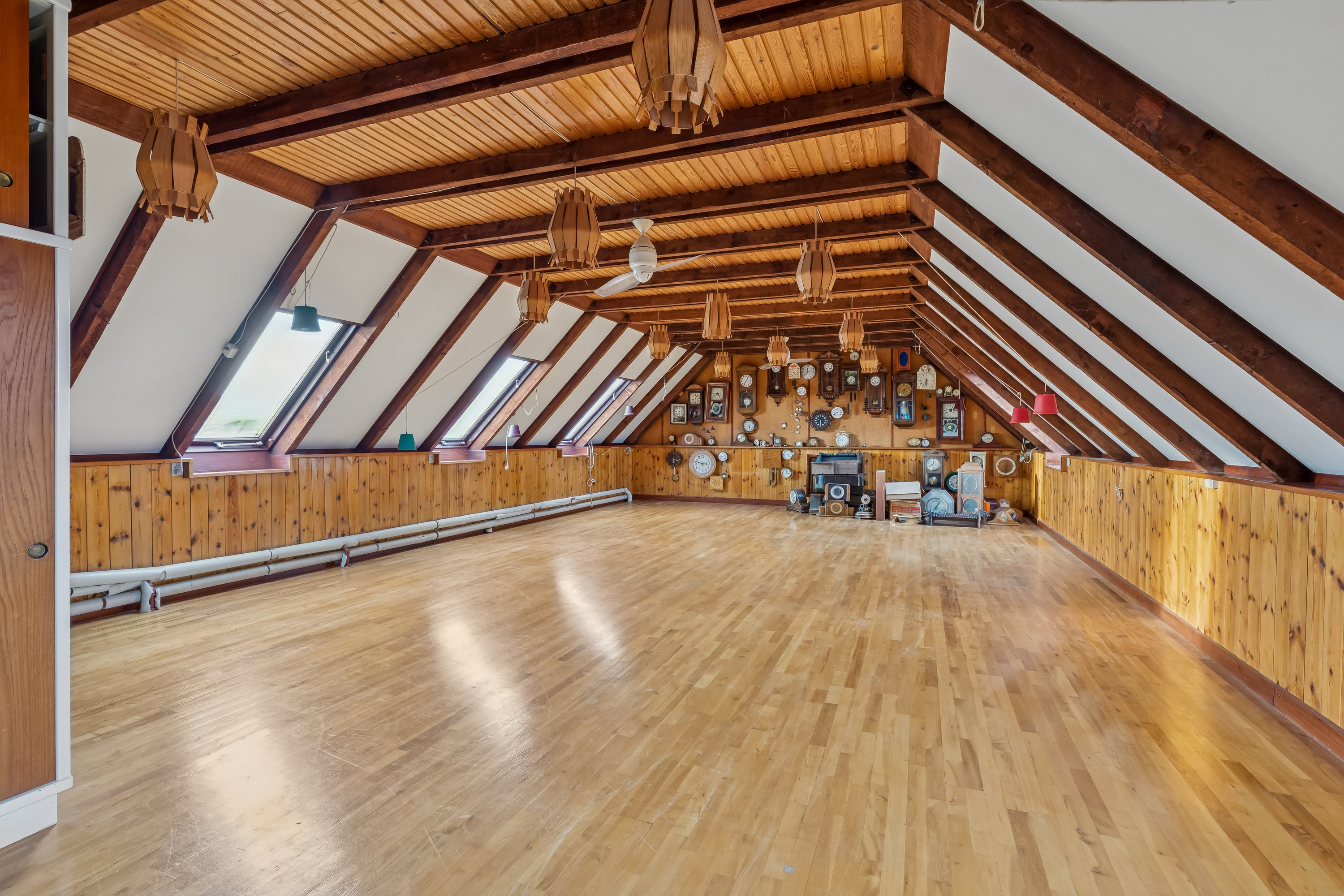 Fremhævet stue billede i fuldskærmstilstand. Billede af Åvænget 35, 2630 Taastrup