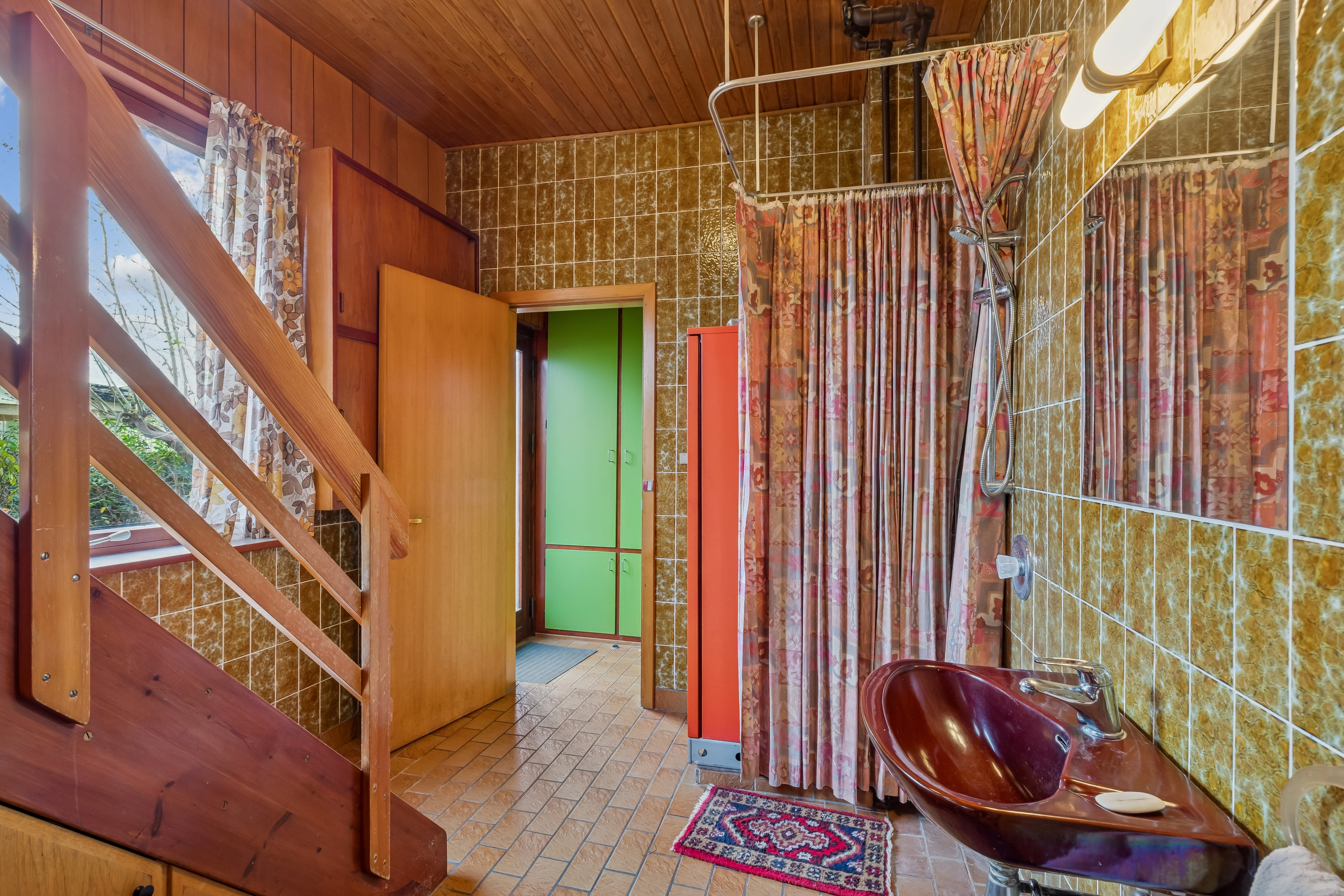 Fremhævet badeværelse billede i fuldskærmstilstand. Billede af Åvænget 35, 2630 Taastrup