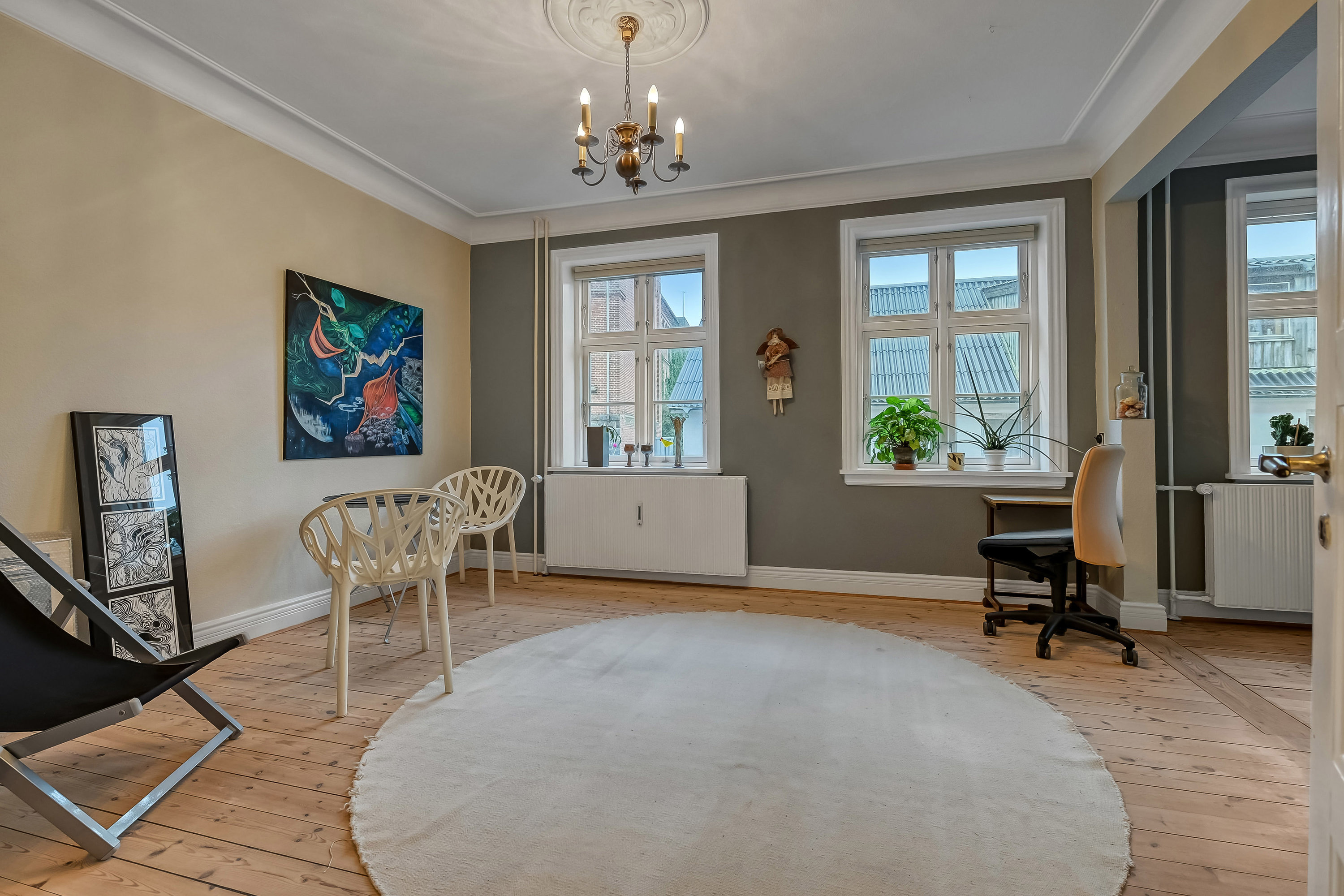 Fremhævet stue billede i fuldskærmstilstand. Billede af Skolegade 14, 7600 Struer