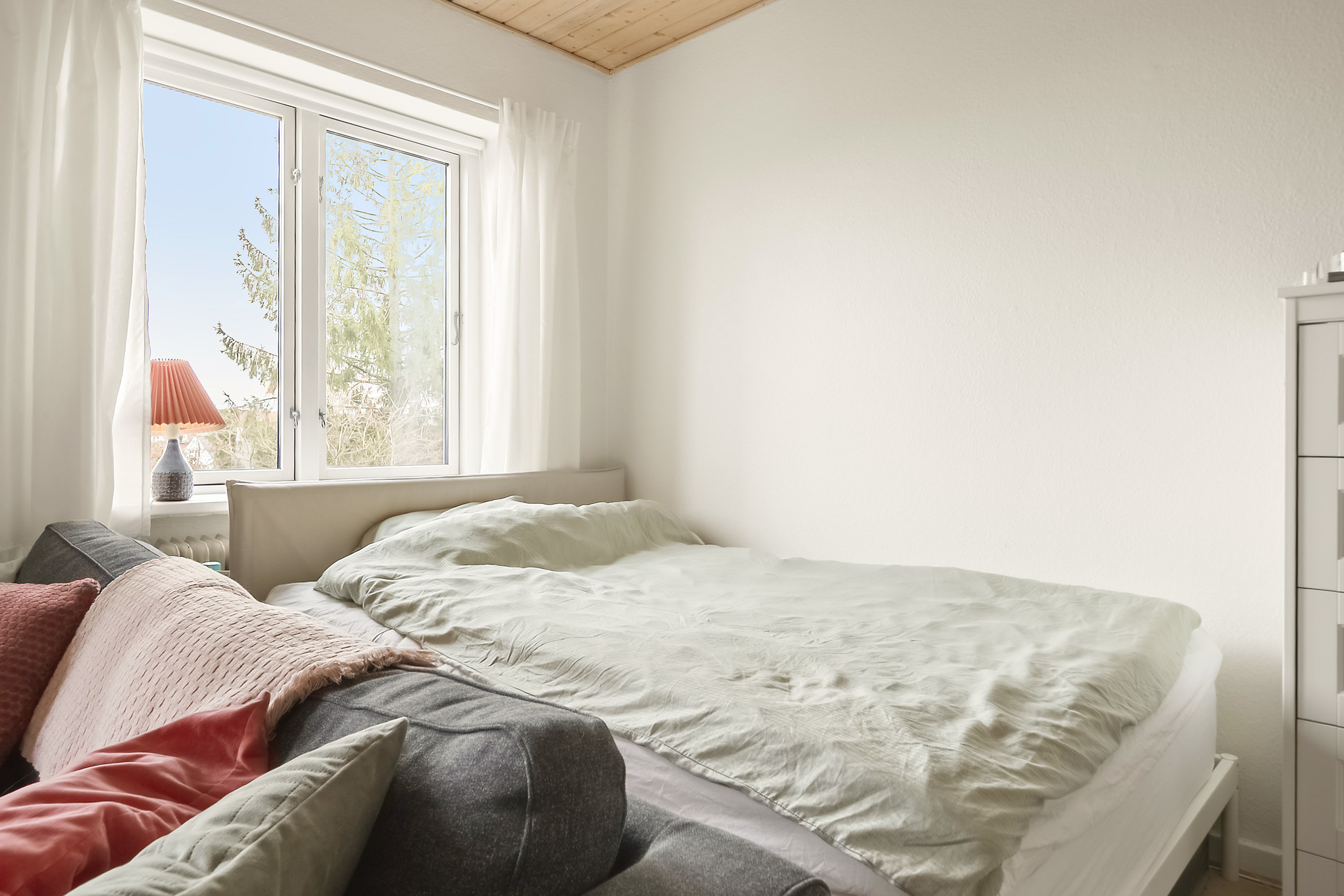 Fremhævet soveværelse billede i fuldskærmstilstand. Billede af Skovvangsvej 26, 2. mf., 8200 Aarhus N