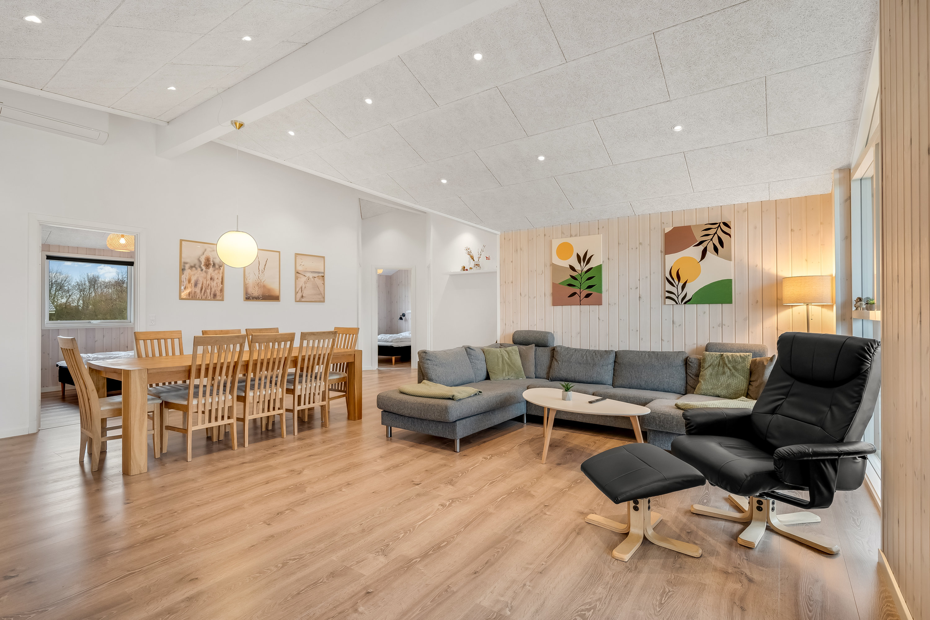 Fremhævet stue billede i fuldskærmstilstand. Billede af Hindbærvej 3, Vostrup, 6880 Tarm