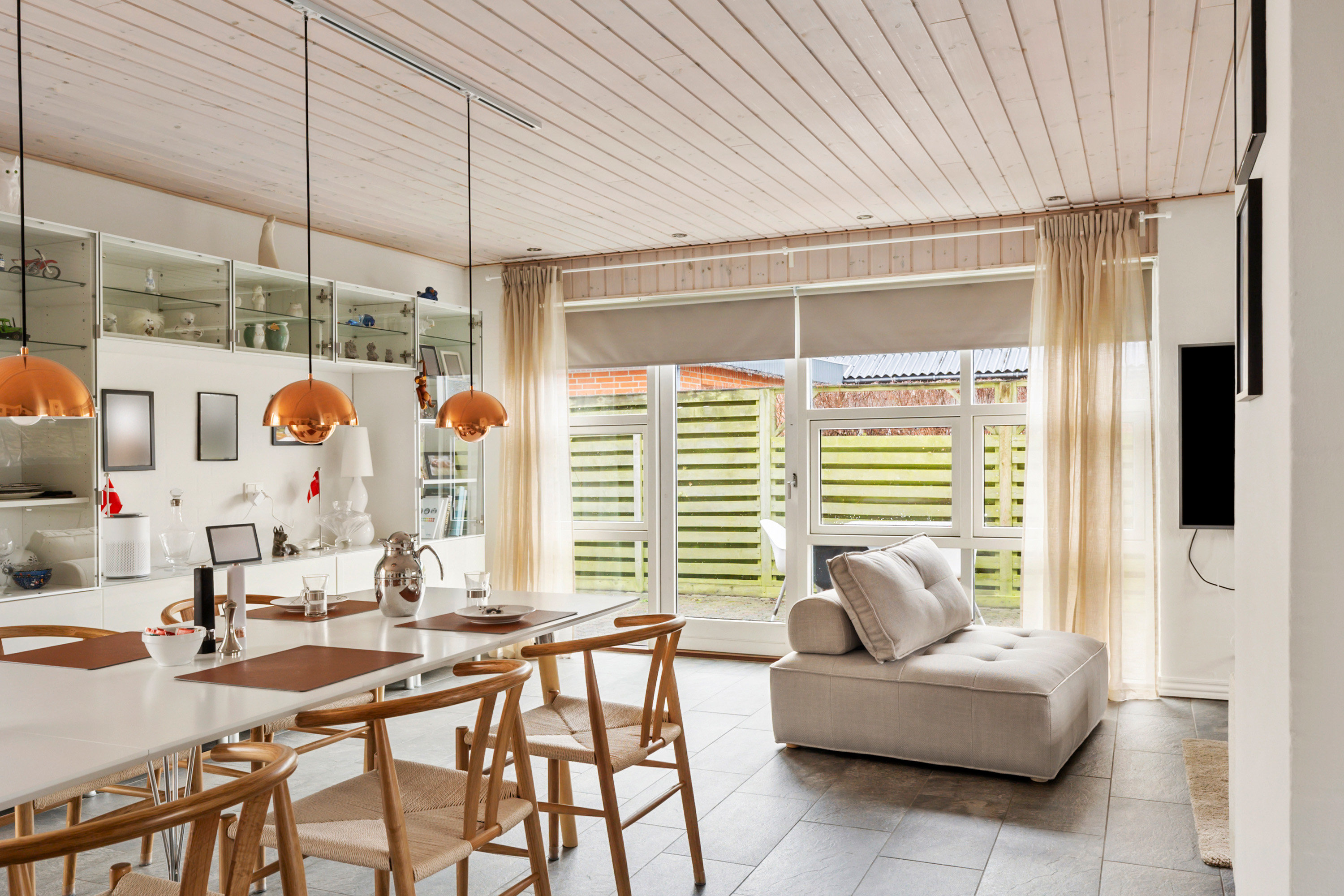 Fremhævet spisestue billede i fuldskærmstilstand. Billede af Valmuevej 3, 9870 Sindal