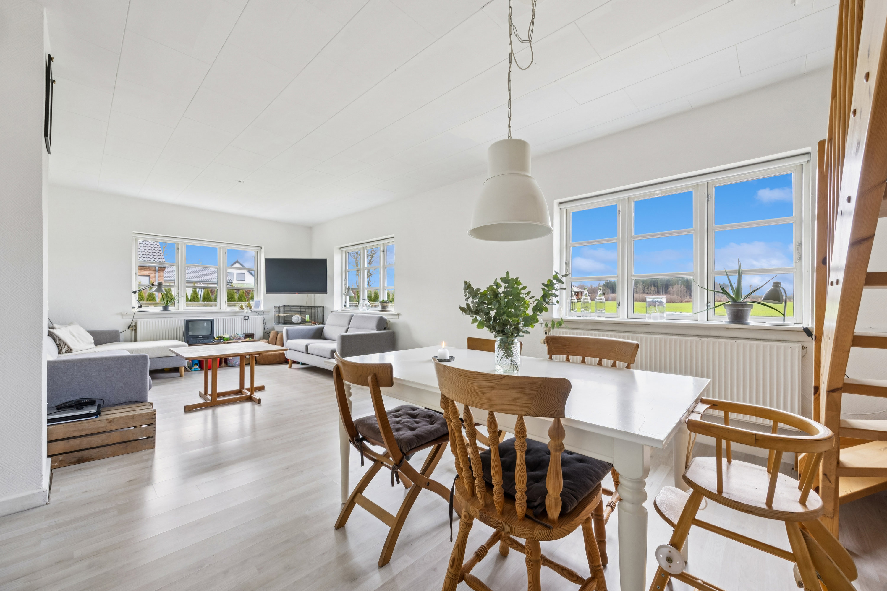 Fremhævet alrum billede i fuldskærmstilstand. Billede af Overdrevsvejen 39, Lellinge, 4600 Køge