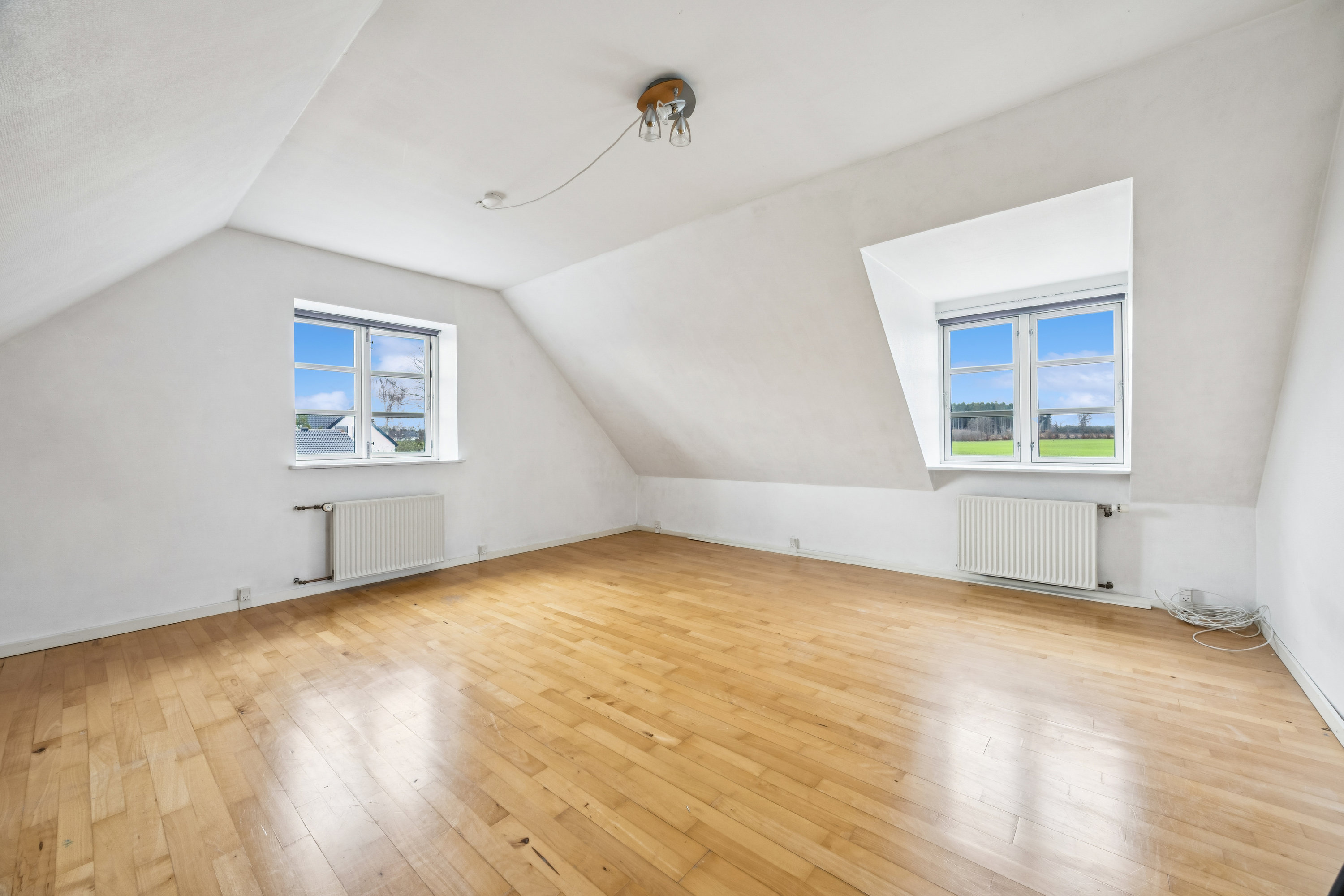 Fremhævet stue billede i fuldskærmstilstand. Billede af Overdrevsvejen 39, Lellinge, 4600 Køge