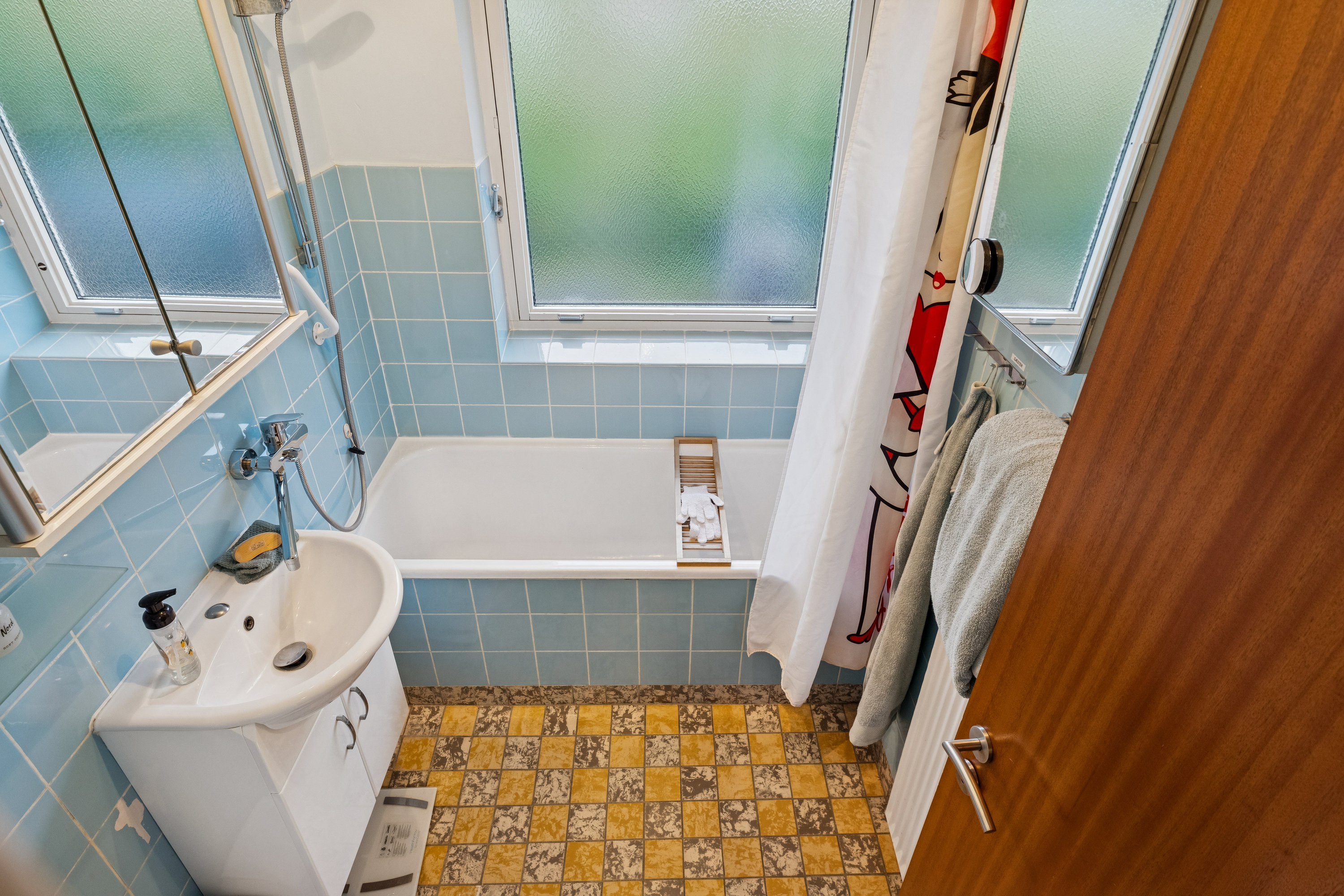 Fremhævet badeværelse billede i fuldskærmstilstand. Billede af Solskrænten 11, 6310 Broager