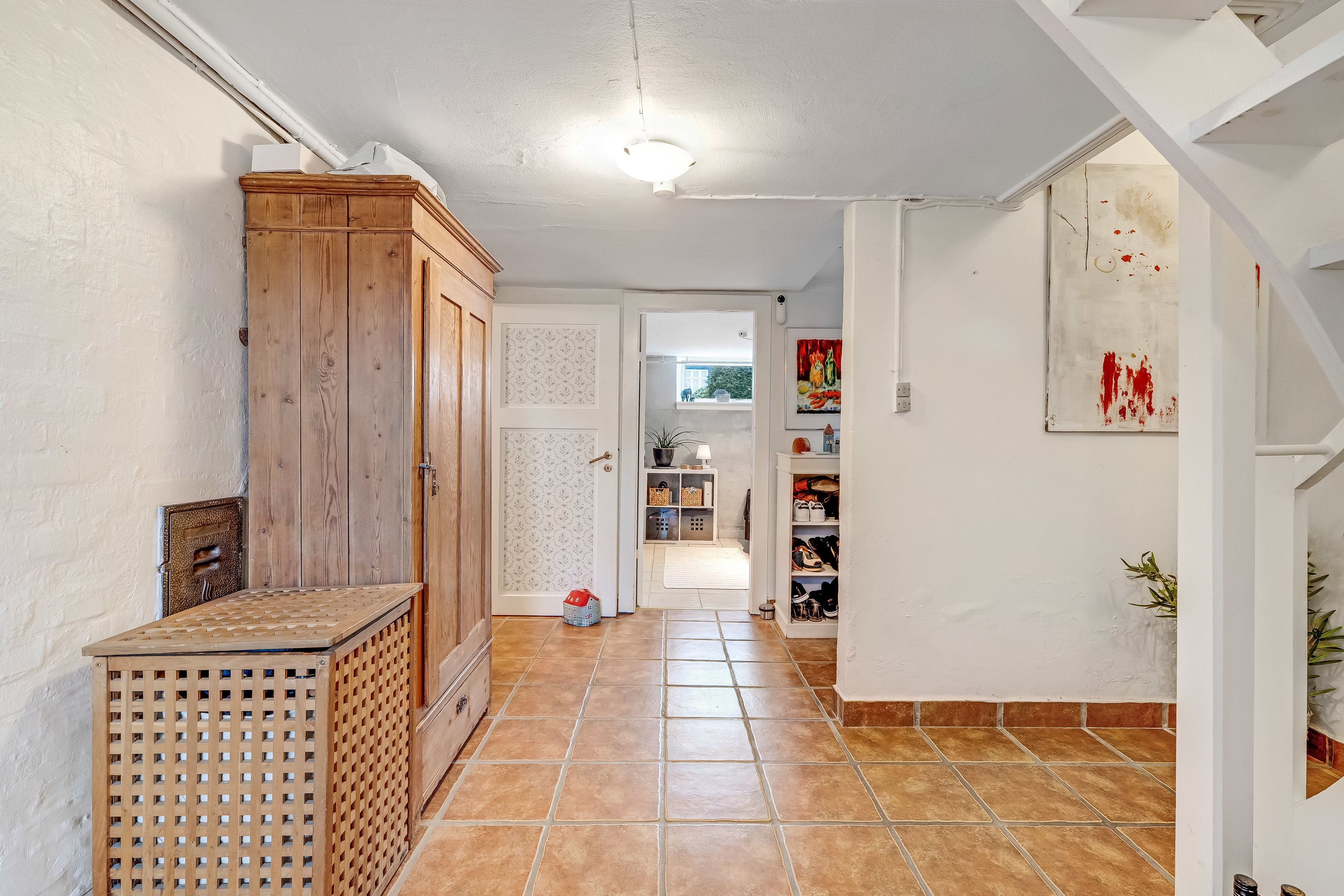 Fremhævet gang billede i fuldskærmstilstand. Billede af Hulebækvej 4, 3320 Skævinge