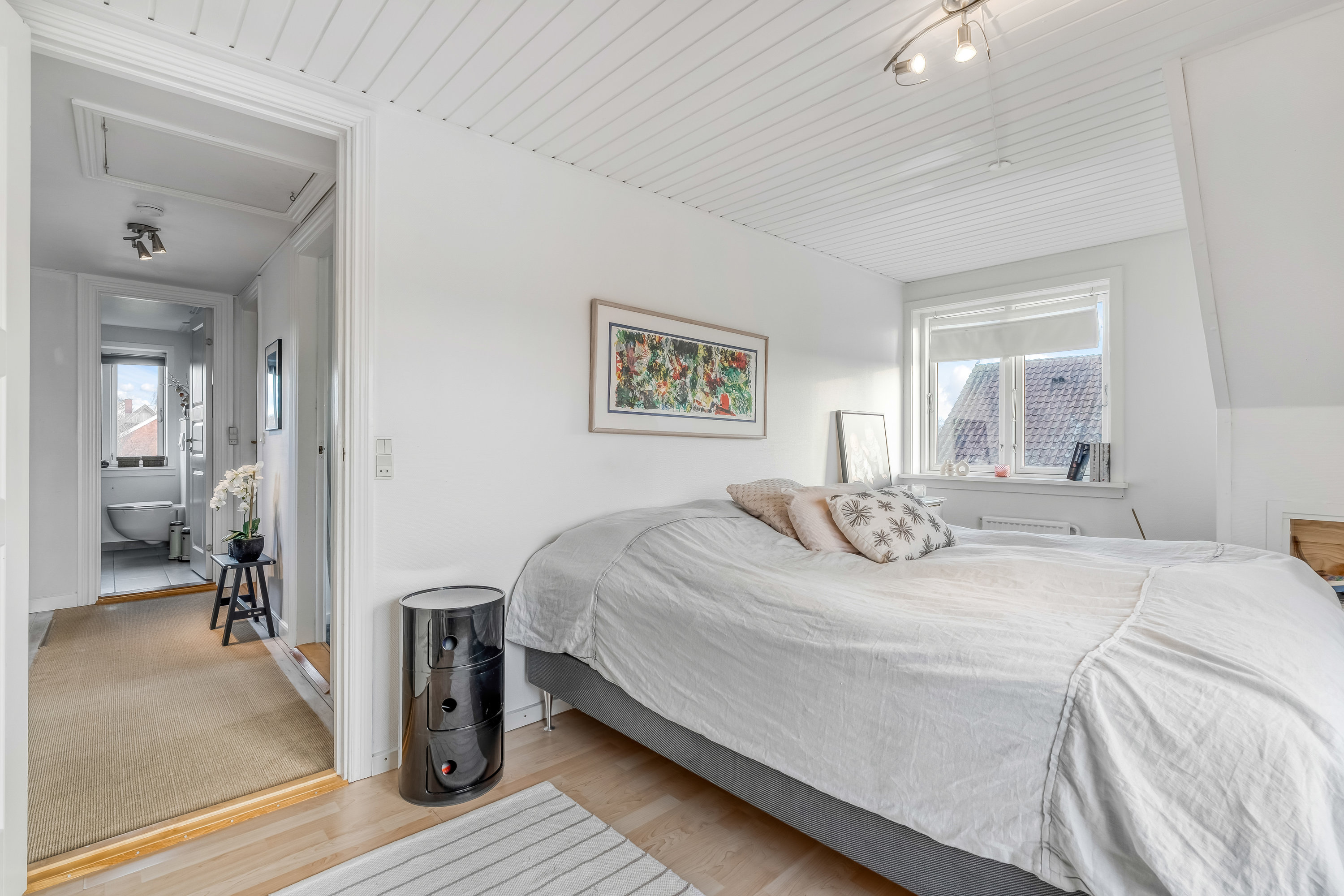 Fremhævet soveværelse billede i fuldskærmstilstand. Billede af Hulebækvej 4, 3320 Skævinge