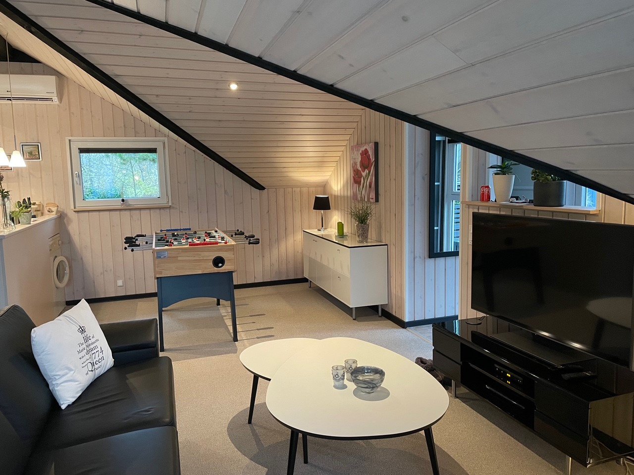 Fremhævet køkken stue  billede i fuldskærmstilstand. Billede af Beta 9, 6893 Hemmet