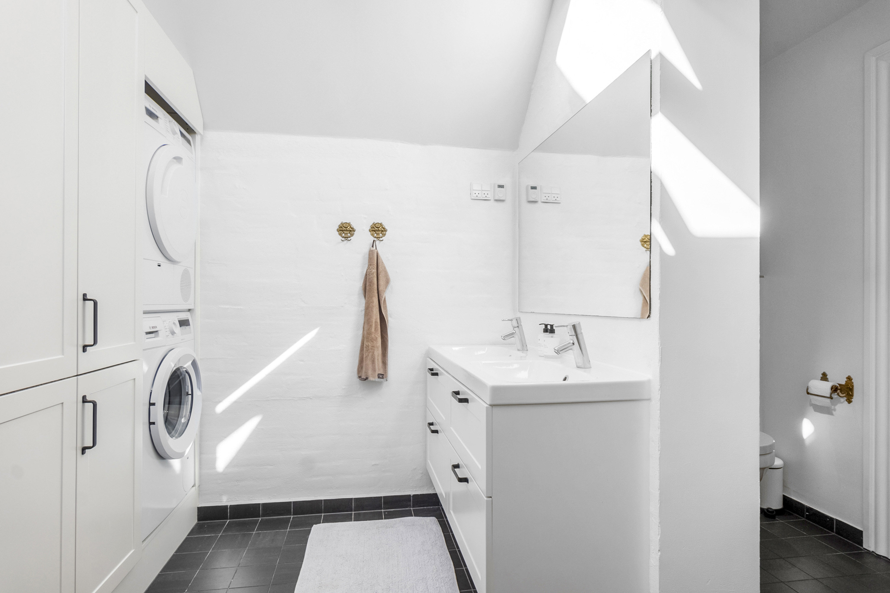 Fremhævet  billede i fuldskærmstilstand. Billede af Idrætsvej 8, Strib, 5500 Middelfart