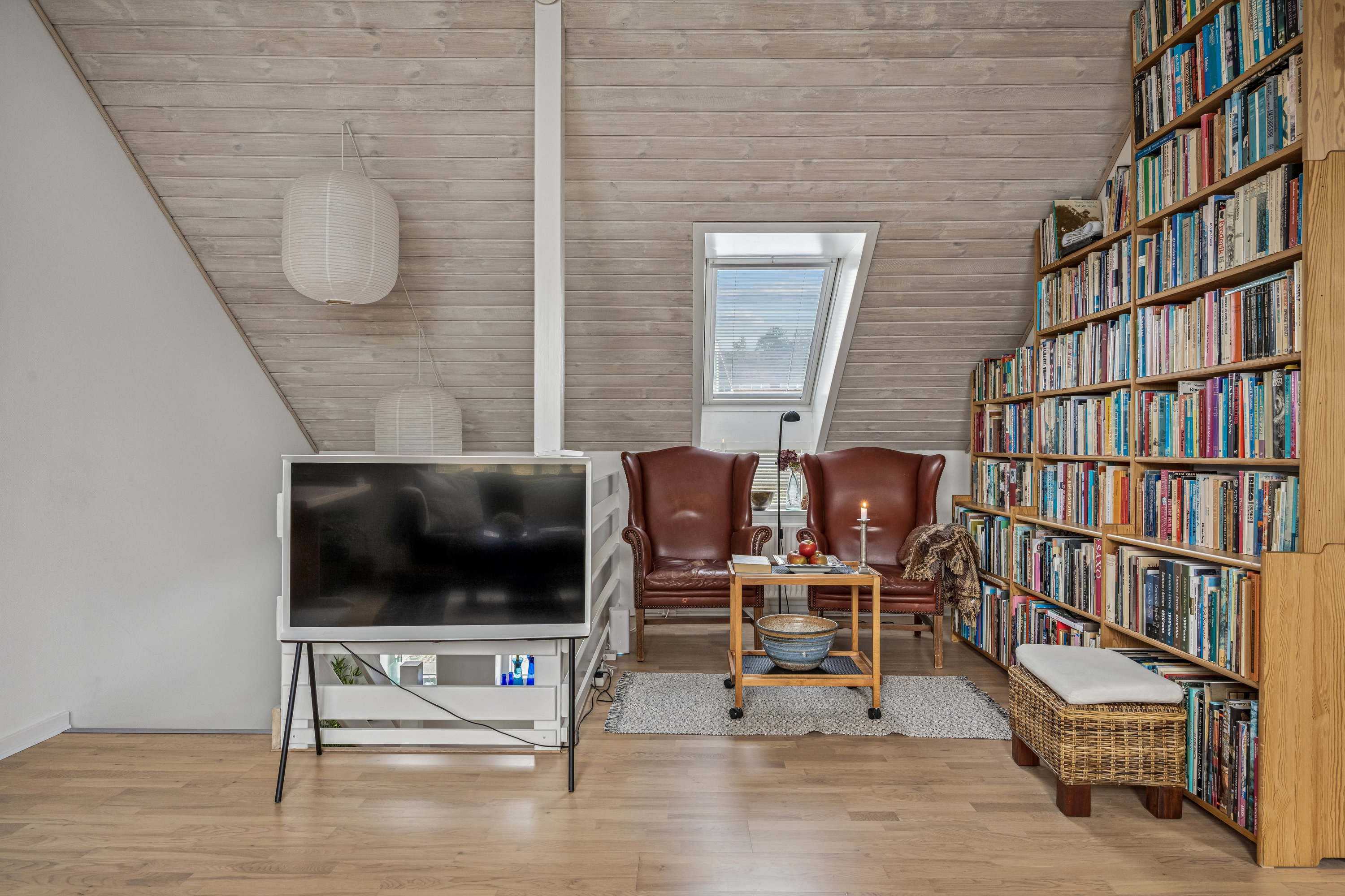 Fremhævet stue billede i fuldskærmstilstand. Billede af Krokusvej 8, 8400 Ebeltoft