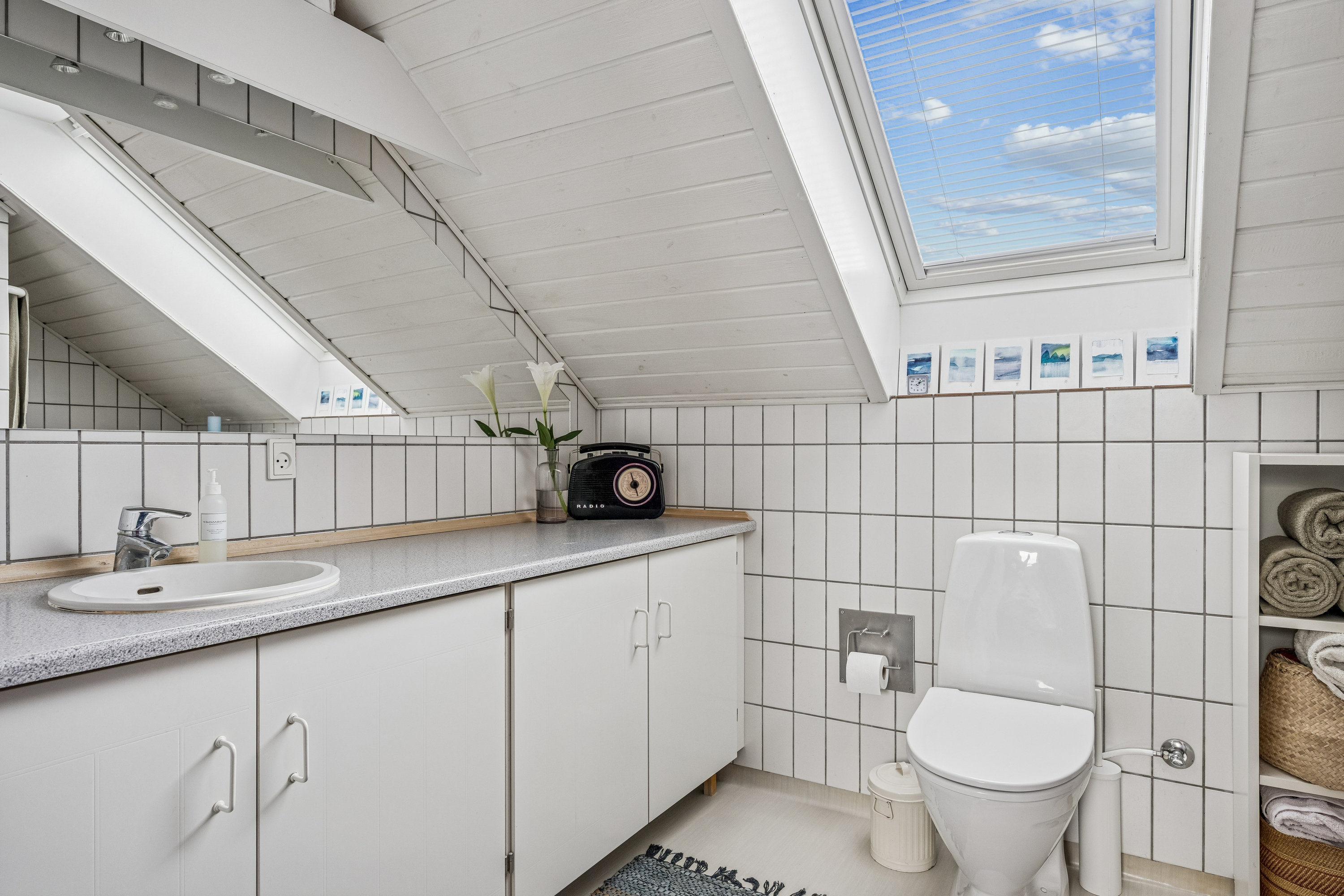 Fremhævet badeværelse billede i fuldskærmstilstand. Billede af Krokusvej 8, 8400 Ebeltoft