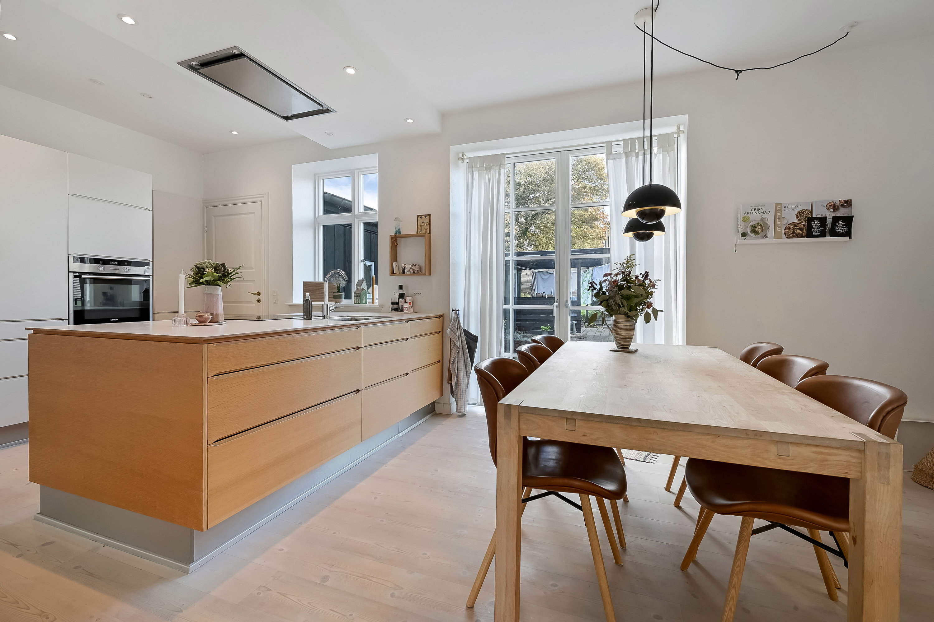 Fremhævet køkken billede i fuldskærmstilstand. Billede af Torvegade 19, 7600 Struer