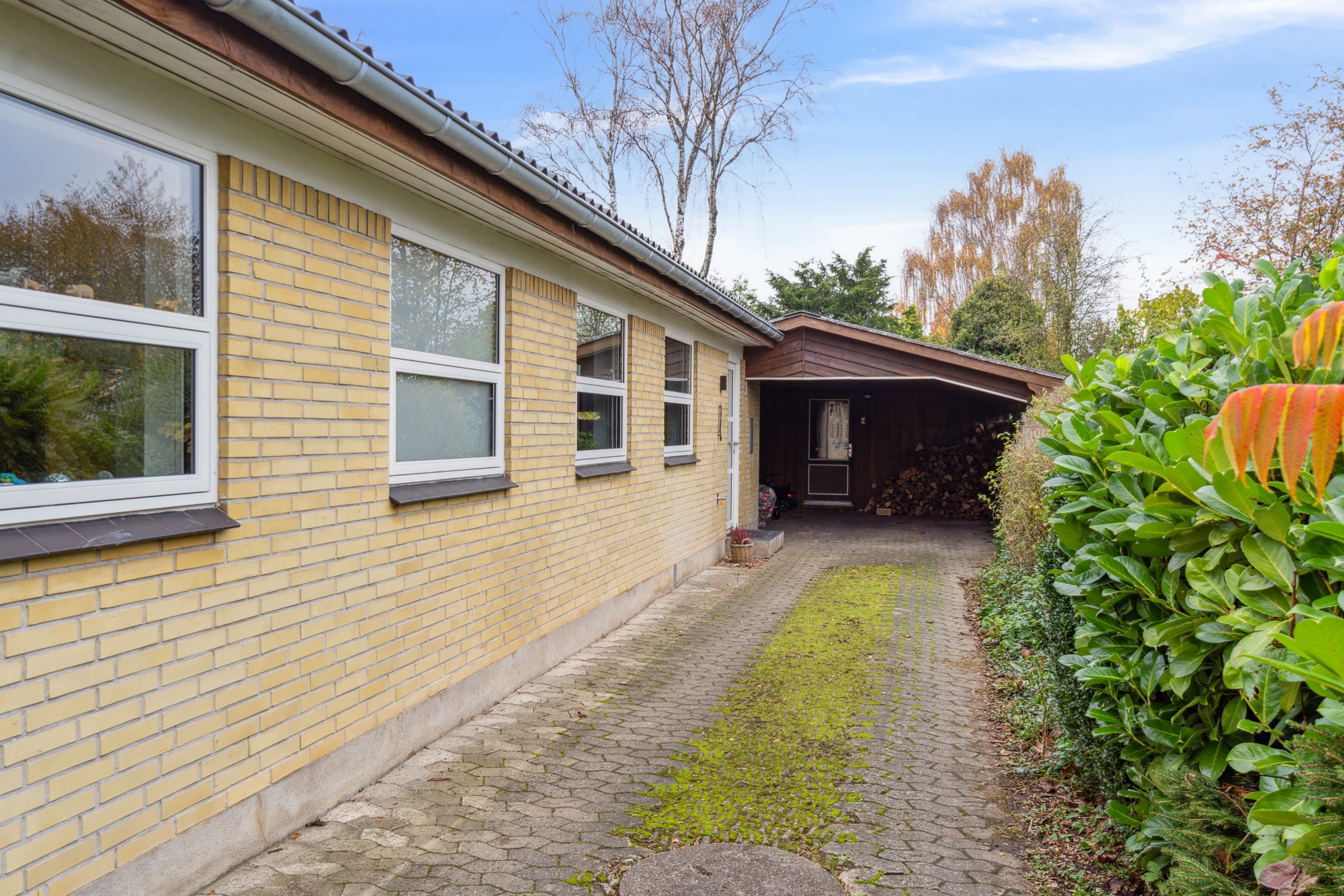 Fremhævet set fra vejen billede i fuldskærmstilstand. Billede af Baldersvej 1, Slagelse, 4200 Slagelse