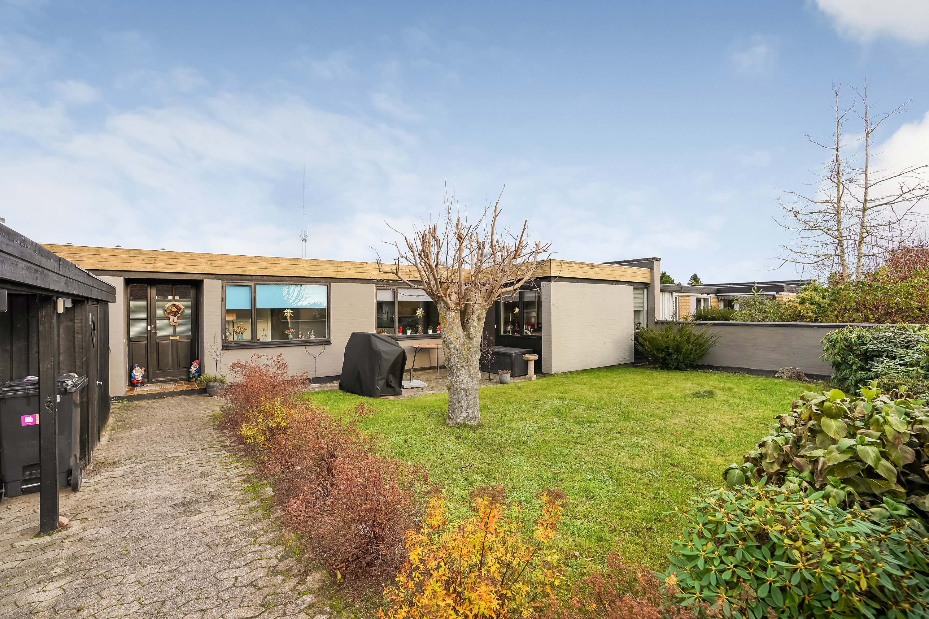 Fremhævet have billede i fuldskærmstilstand. Billede af Marthavænget 10, Næsby, 5270 Odense N