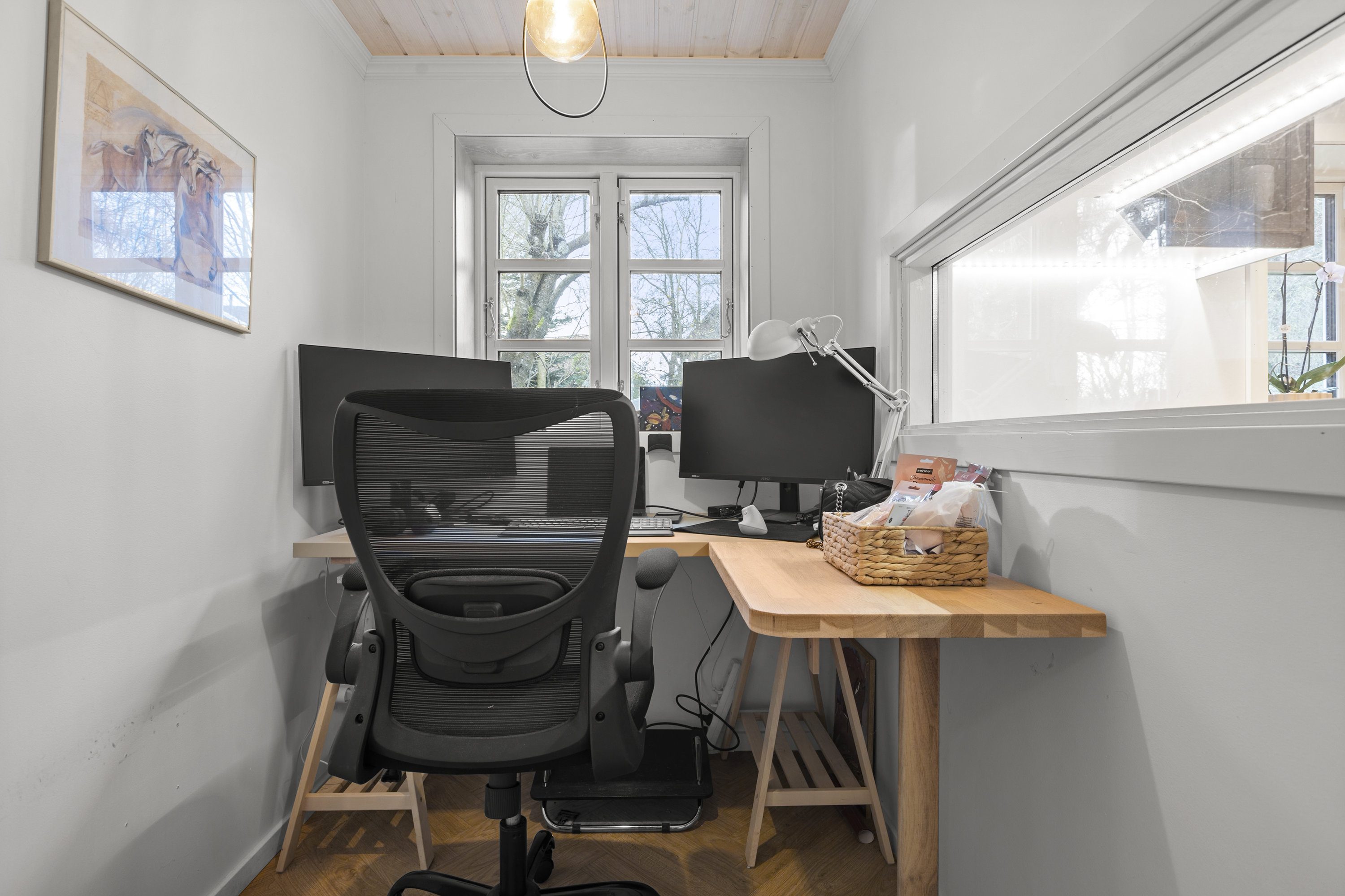 Fremhævet kontor billede i fuldskærmstilstand. Billede af Hovedgaden 106, 4295 Stenlille