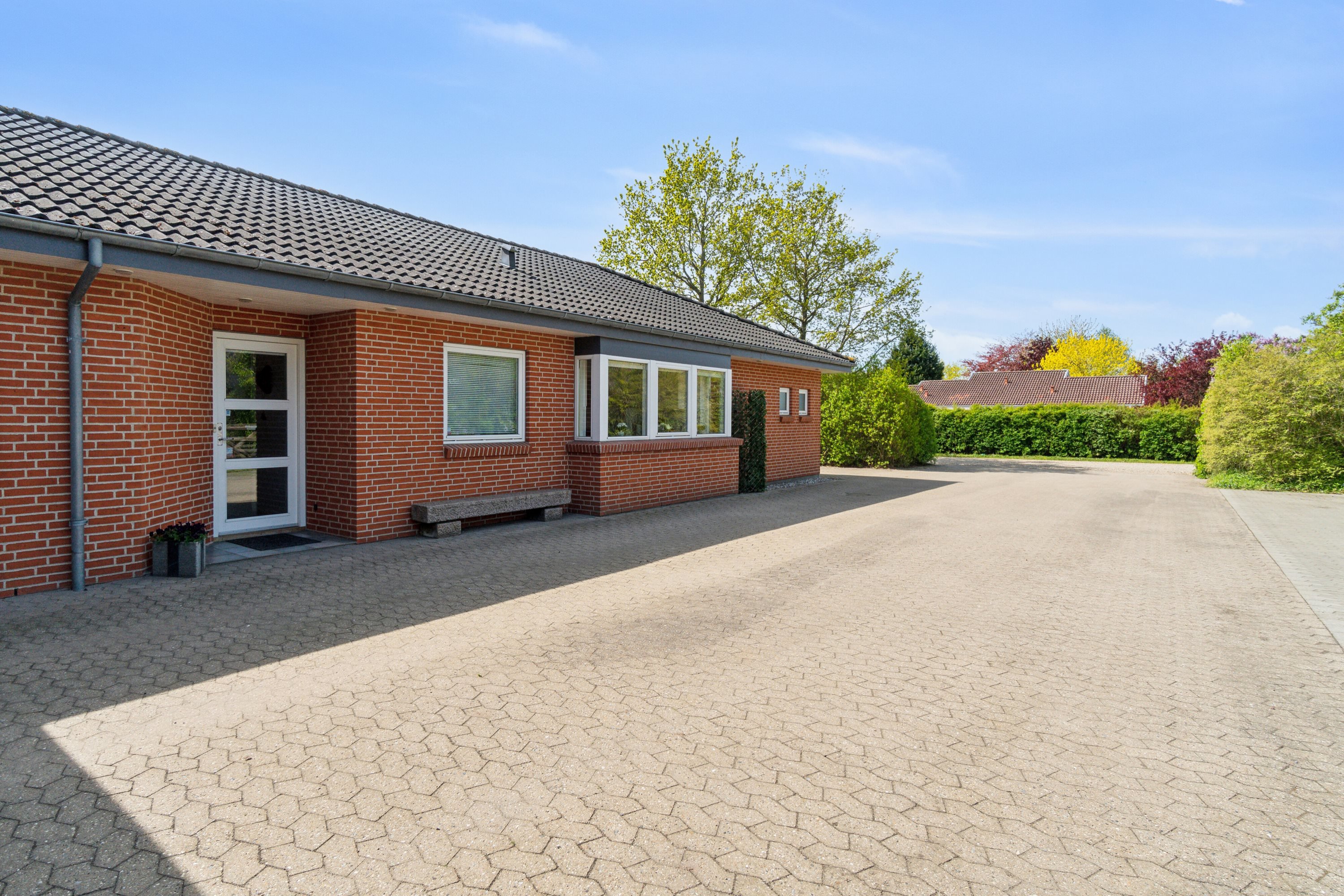 Fremhævet  billede i fuldskærmstilstand. Billede af Åruplunden 3, 8722 Hedensted