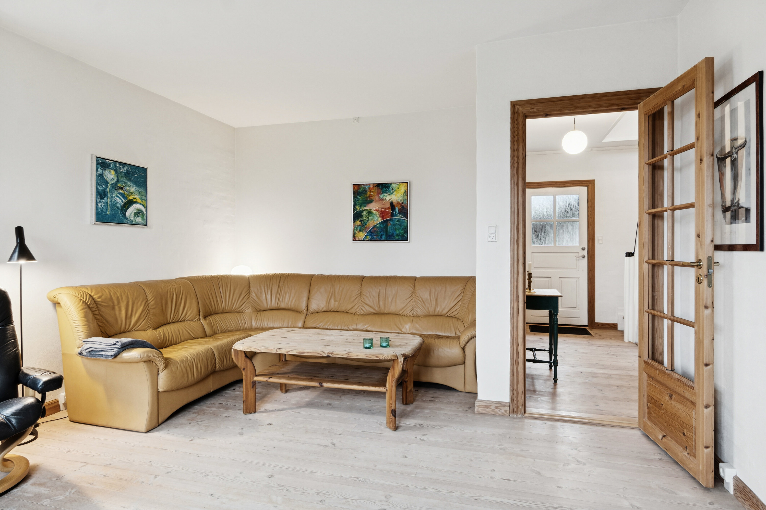 Fremhævet stue billede i fuldskærmstilstand. Billede af Hørby Færgevej 11, Hørby, 4300 Holbæk