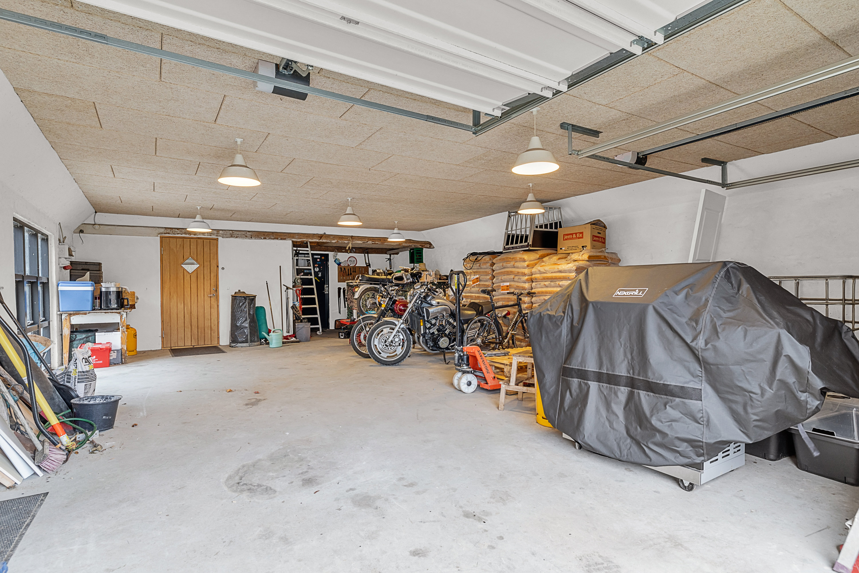 Fremhævet garage billede i fuldskærmstilstand. Billede af Lucienhøj 22, 5600 Faaborg