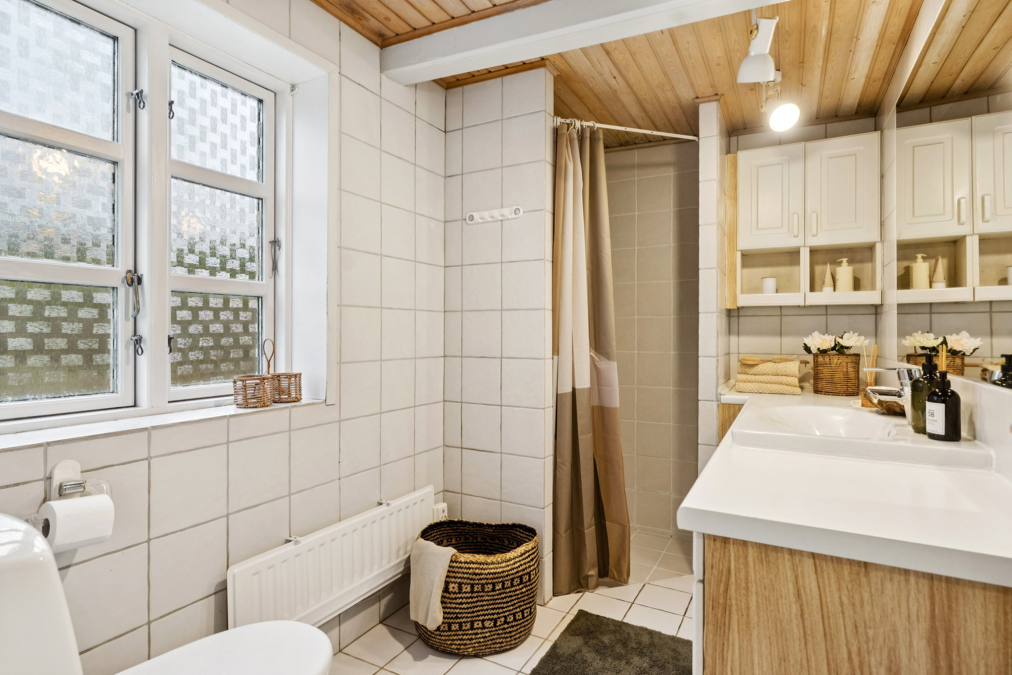 Fremhævet badeværelse billede i fuldskærmstilstand. Billede af Lillegade 12, Hald, 8983 Gjerlev J