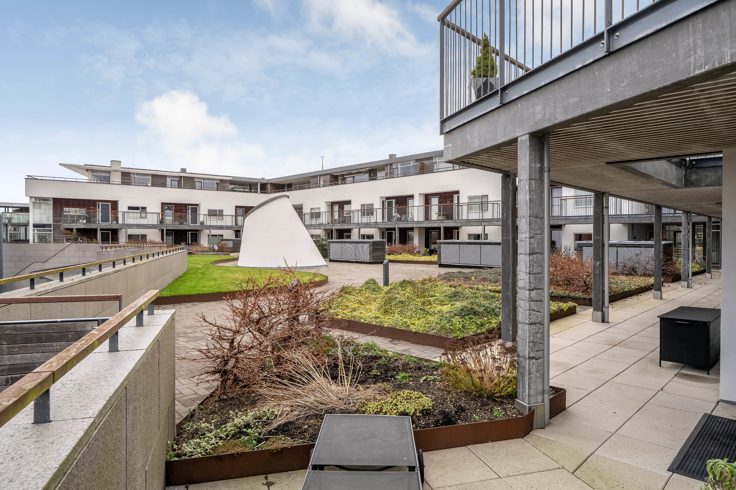 Fremhævet udsigt billede i fuldskærmstilstand. Billede af Trollesvej 4, 1. 16., 3400 Hillerød