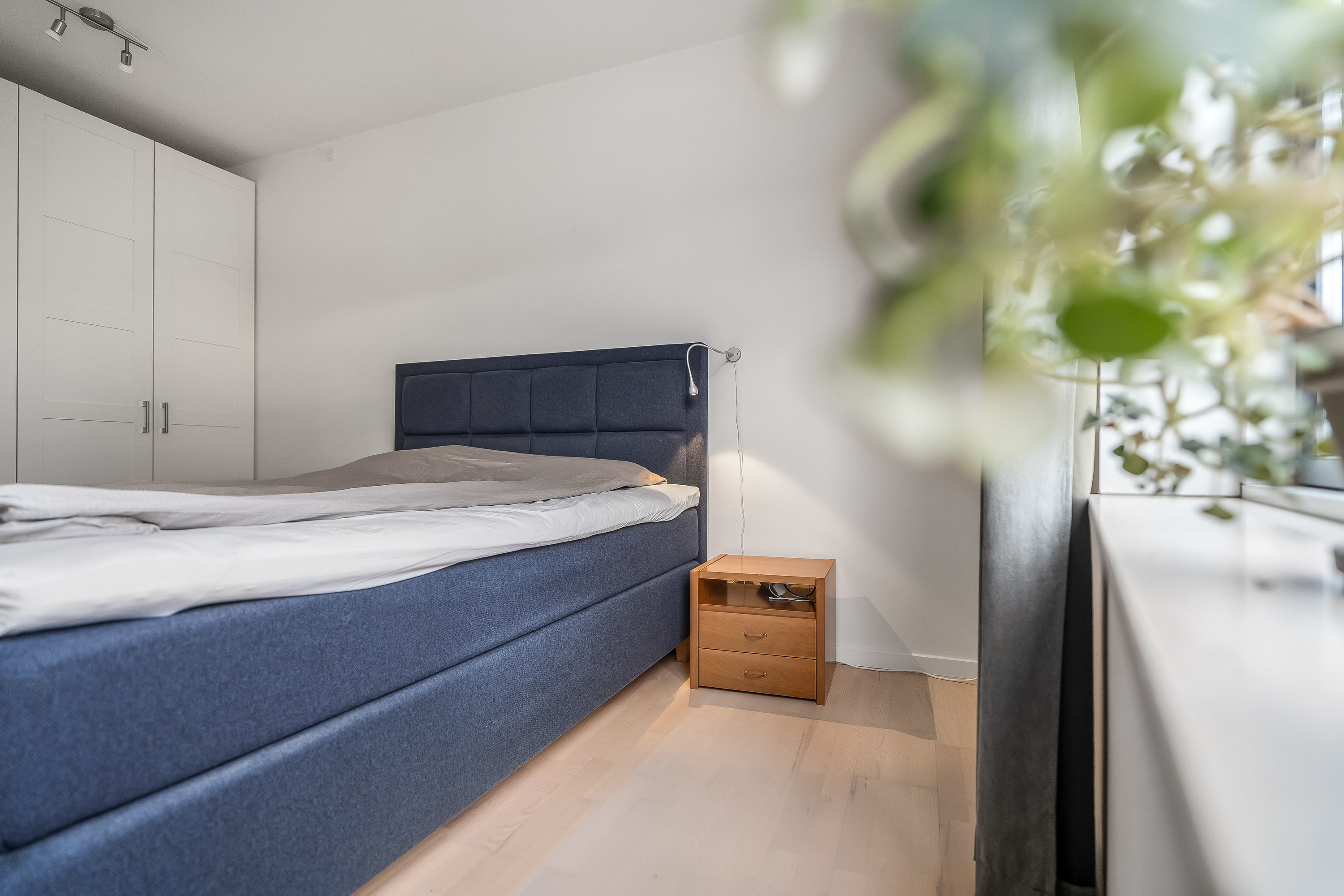 Fremhævet soveværelse billede i fuldskærmstilstand. Billede af Trollesvej 4, 1. 16., 3400 Hillerød