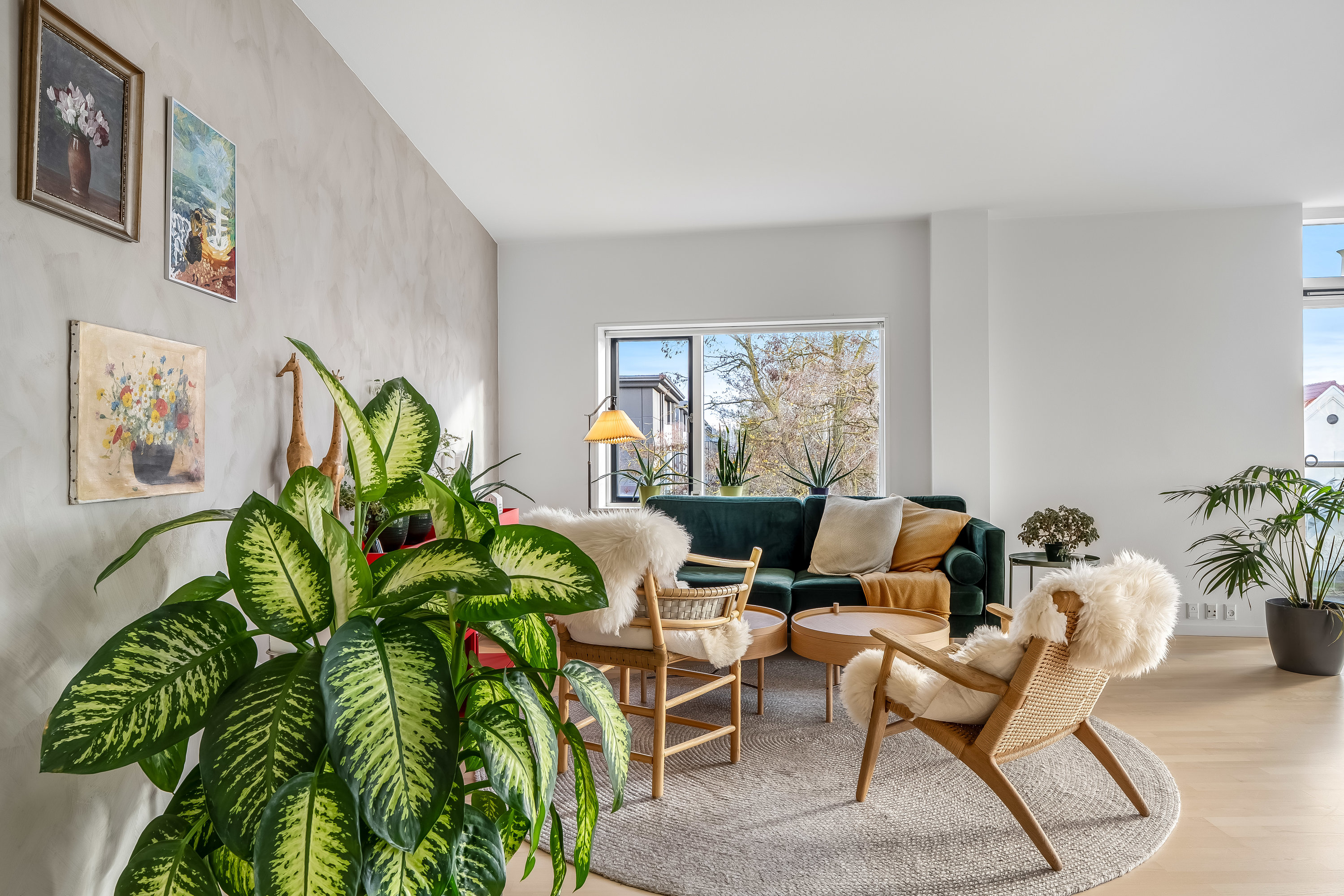 Miniaturebillede 1: stue. Billede af Trollesvej 4, 1. 16., 3400 Hillerød