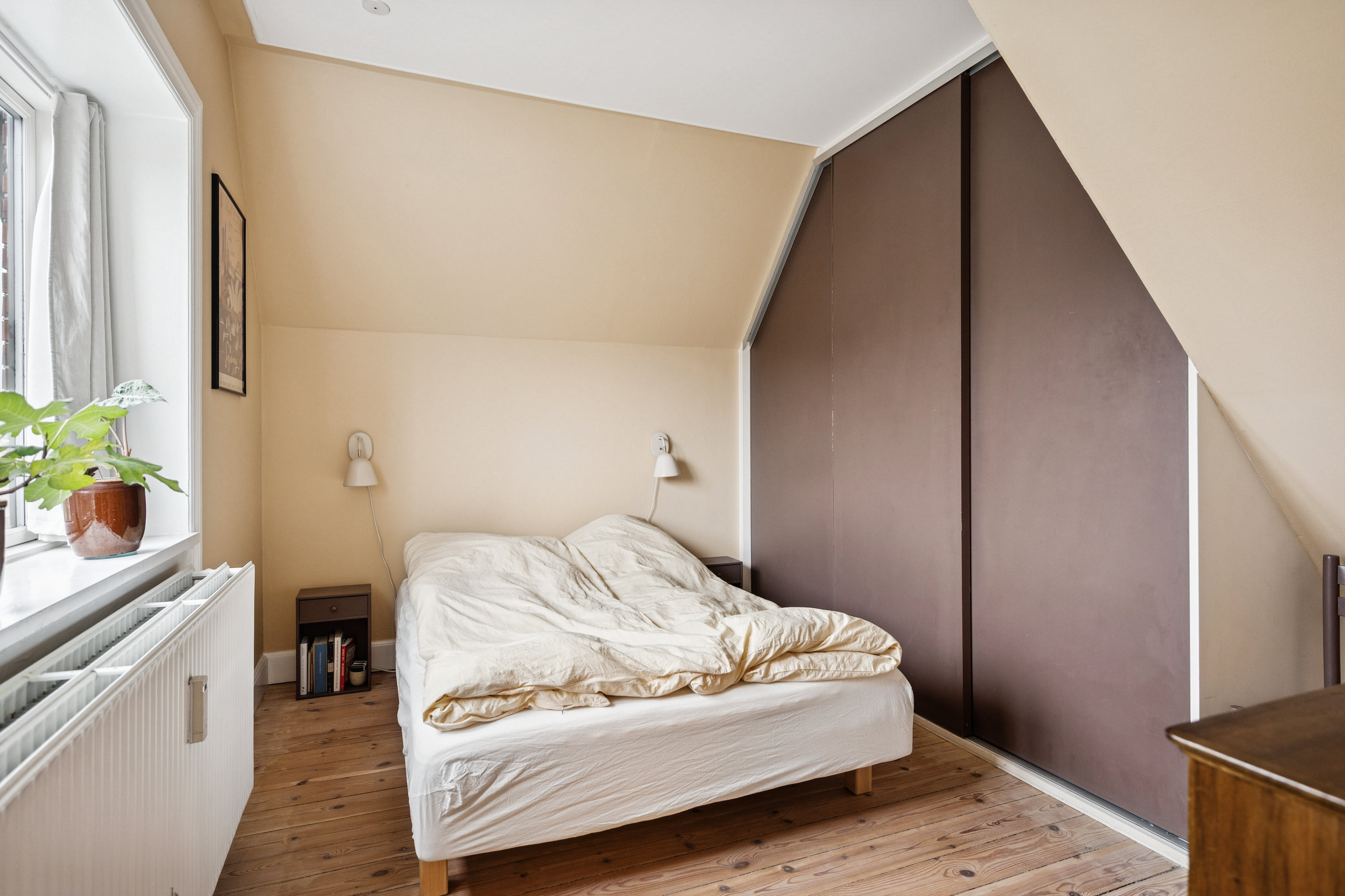 Fremhævet værelse billede i fuldskærmstilstand. Billede af Emdrup Kærvej 3, 1., 2400 København NV