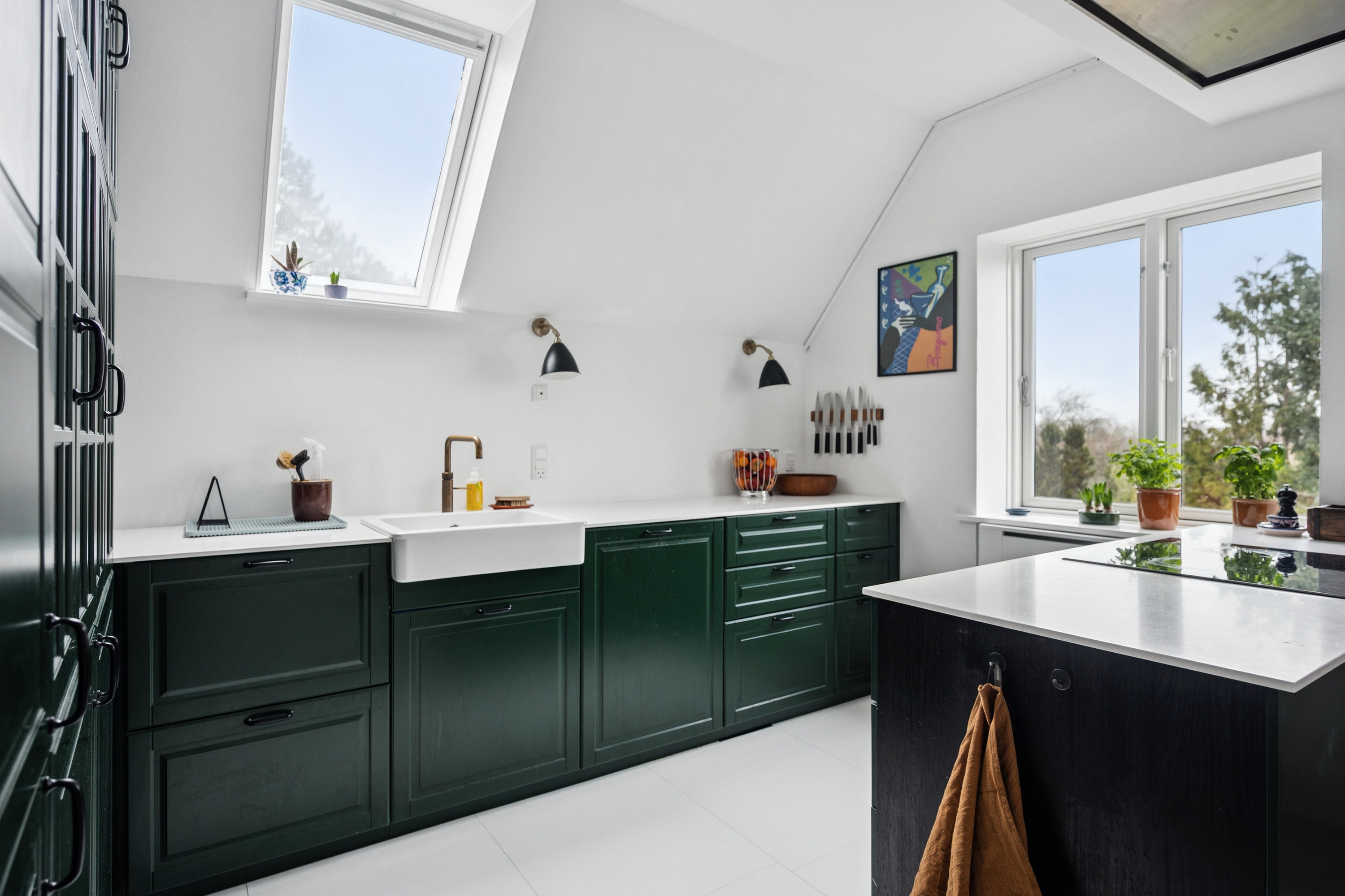 Fremhævet køkken billede i fuldskærmstilstand. Billede af Emdrup Kærvej 3, 1., 2400 København NV