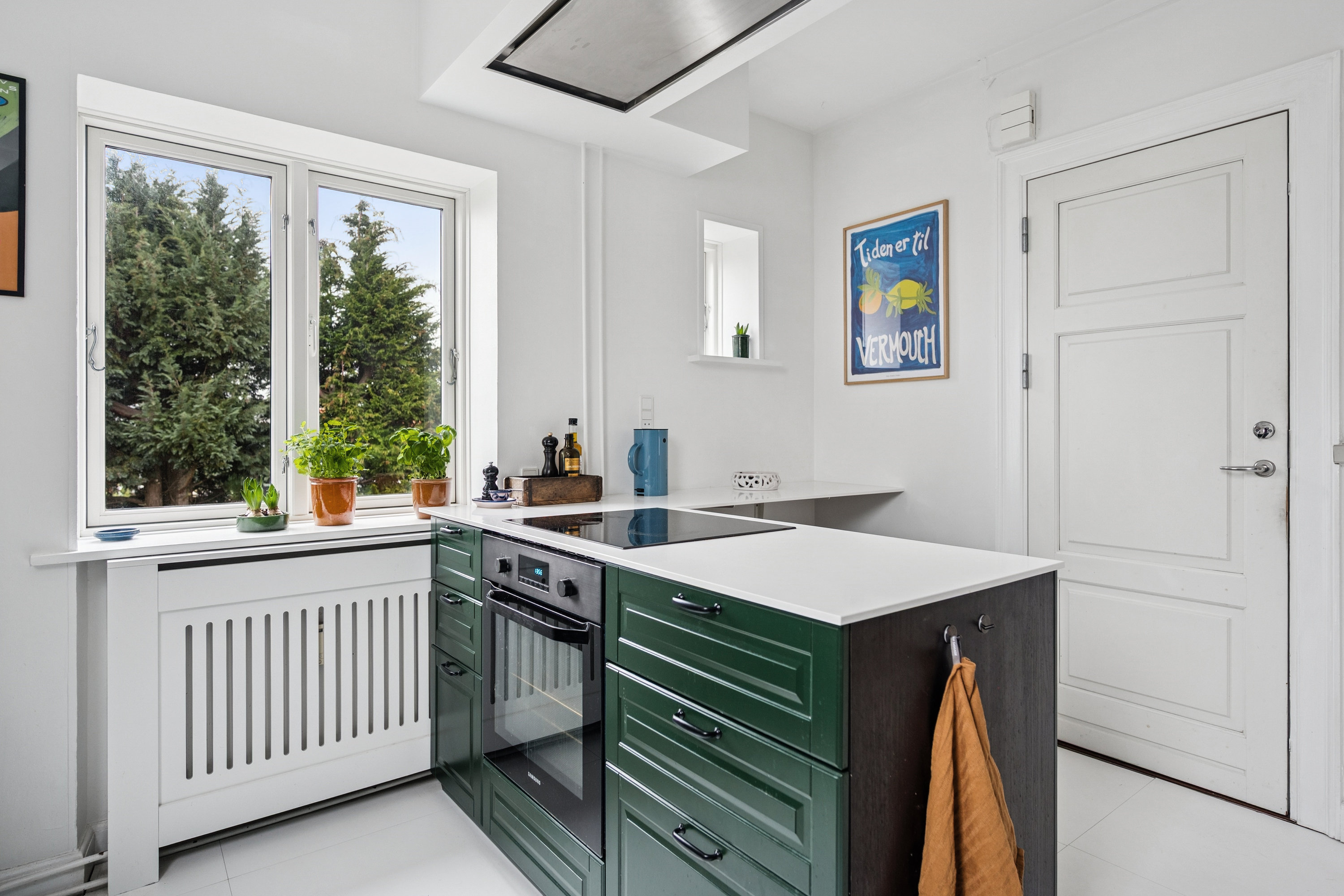 Fremhævet køkken billede i fuldskærmstilstand. Billede af Emdrup Kærvej 3, 1., 2400 København NV