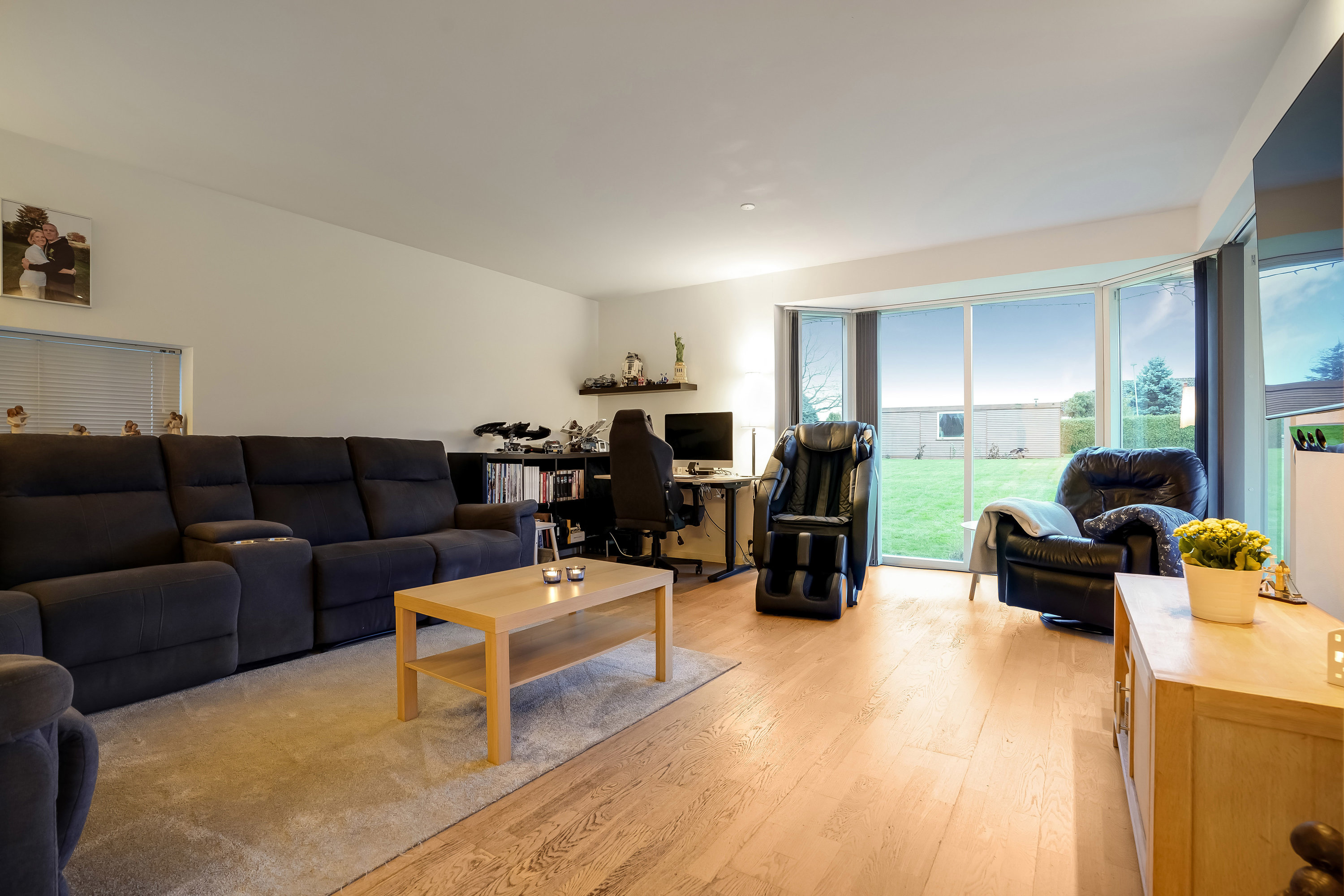 Fremhævet stue billede i fuldskærmstilstand. Billede af Sydmarksvej 13, Verninge, 5690 Tommerup