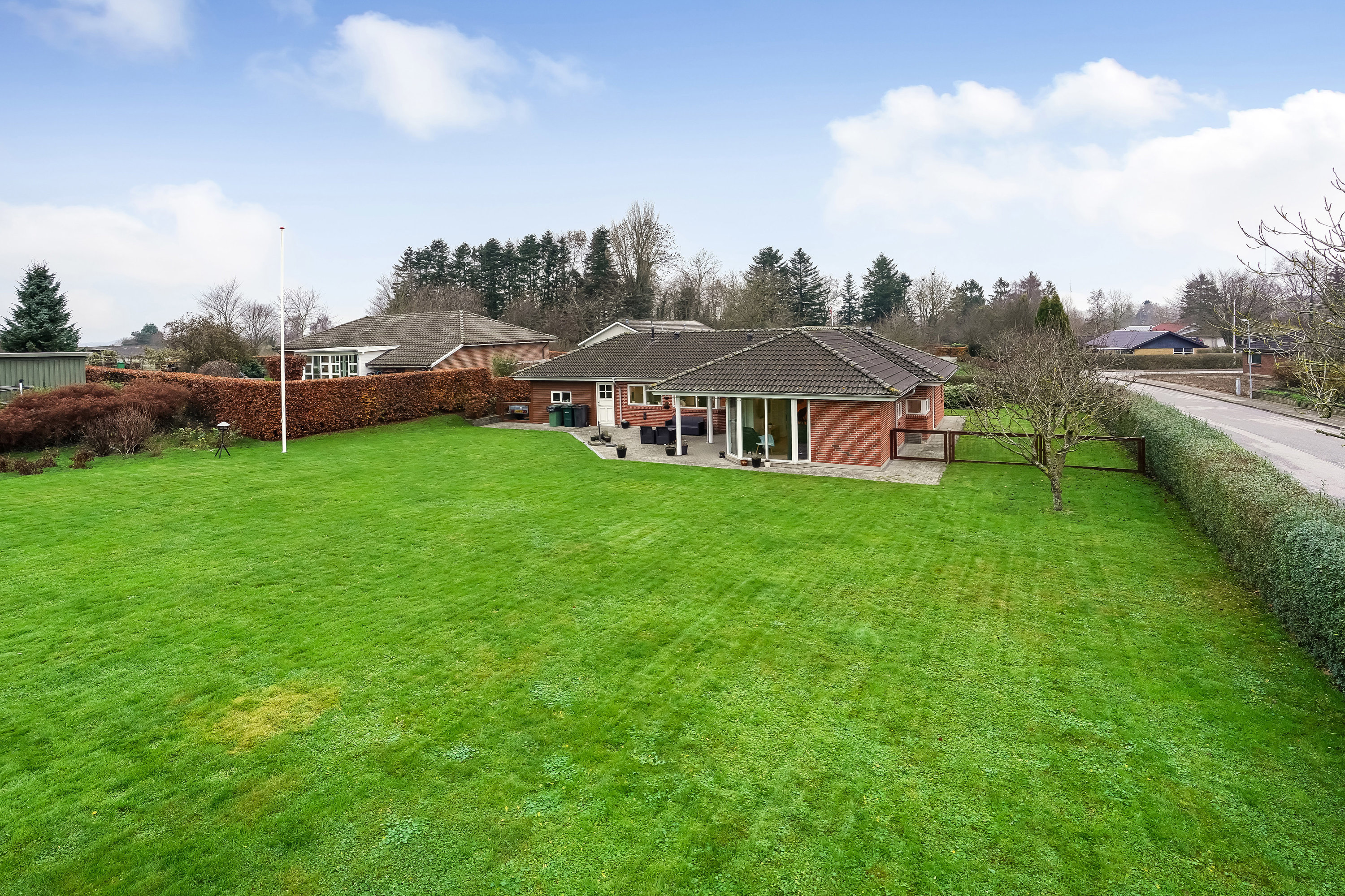 Fremhævet have billede i fuldskærmstilstand. Billede af Sydmarksvej 13, Verninge, 5690 Tommerup